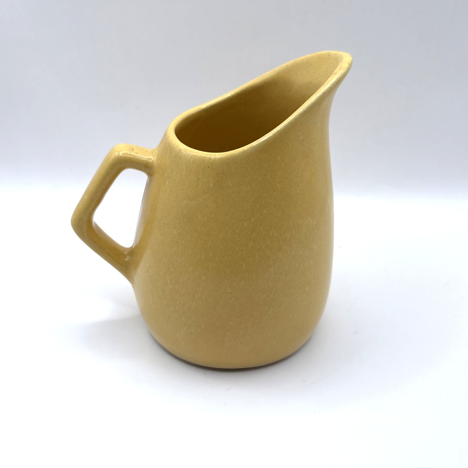 VTG Retired La Solana Yellow Creamer 4.75 ” Pottery made in Scottsdale AZ 1950s