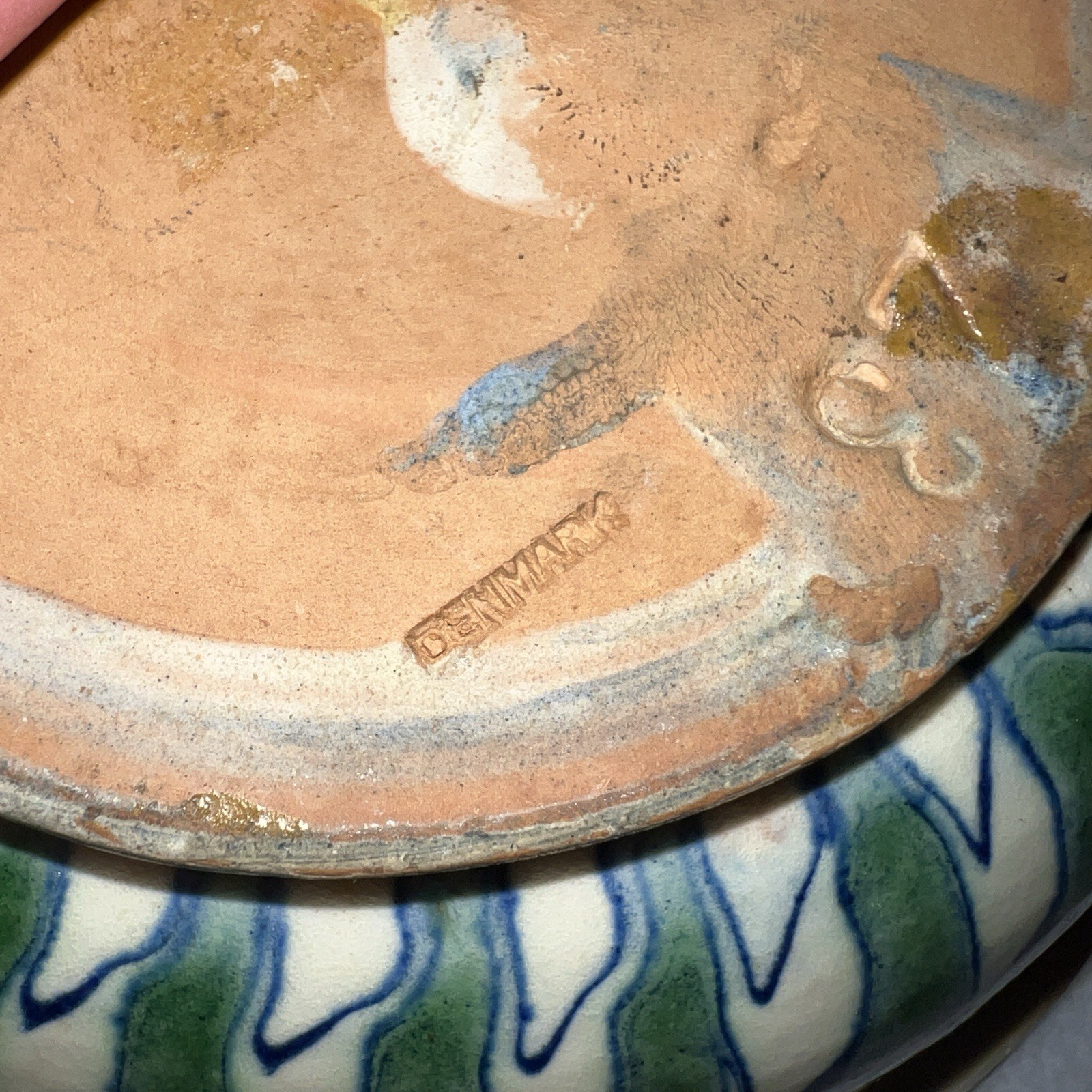 MCM Folk Art Serving Bowl peacock slip trail glaze green and blue swirl mofit