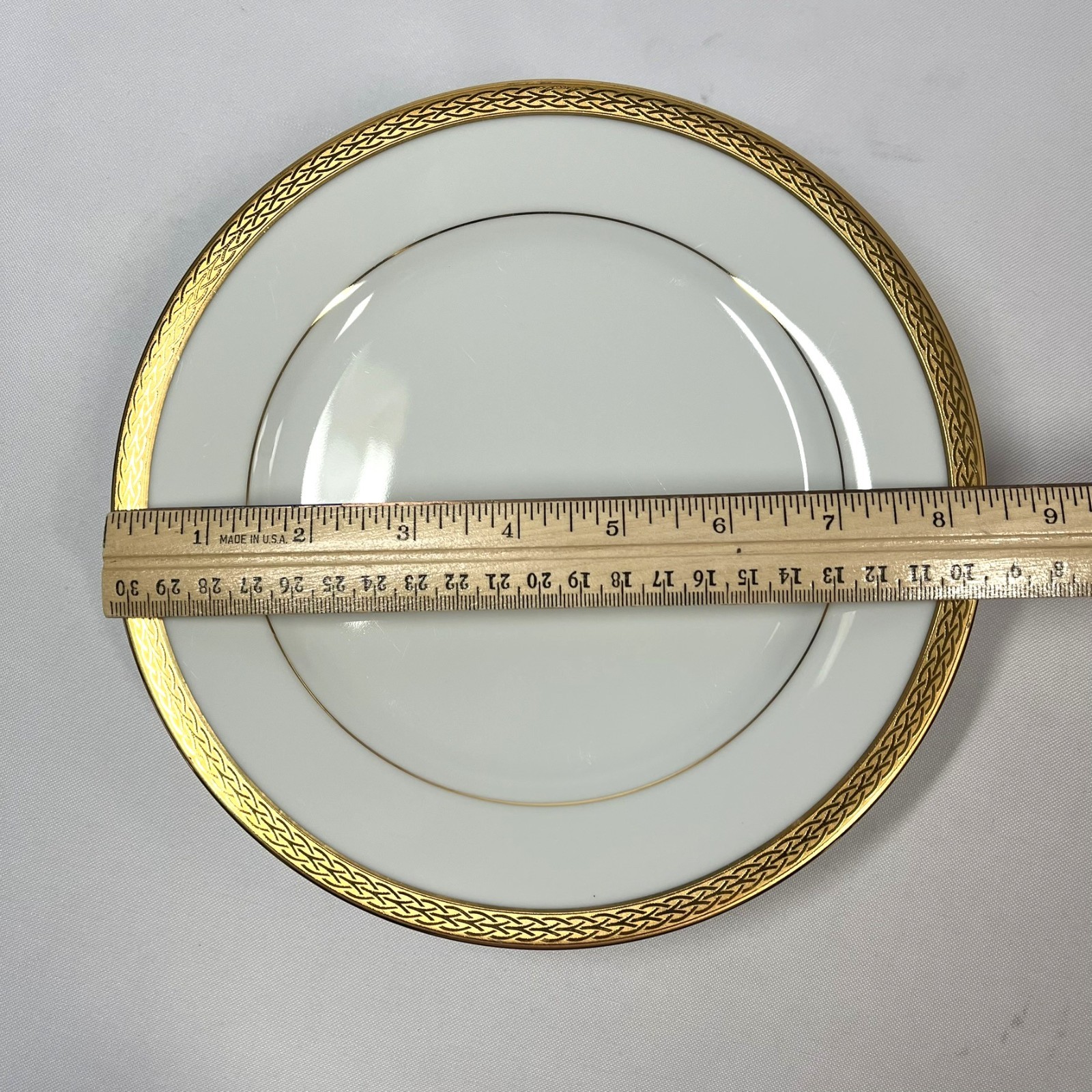 Noritake Queens Gold Salad Plates Lot of Four Contemporary Fine China