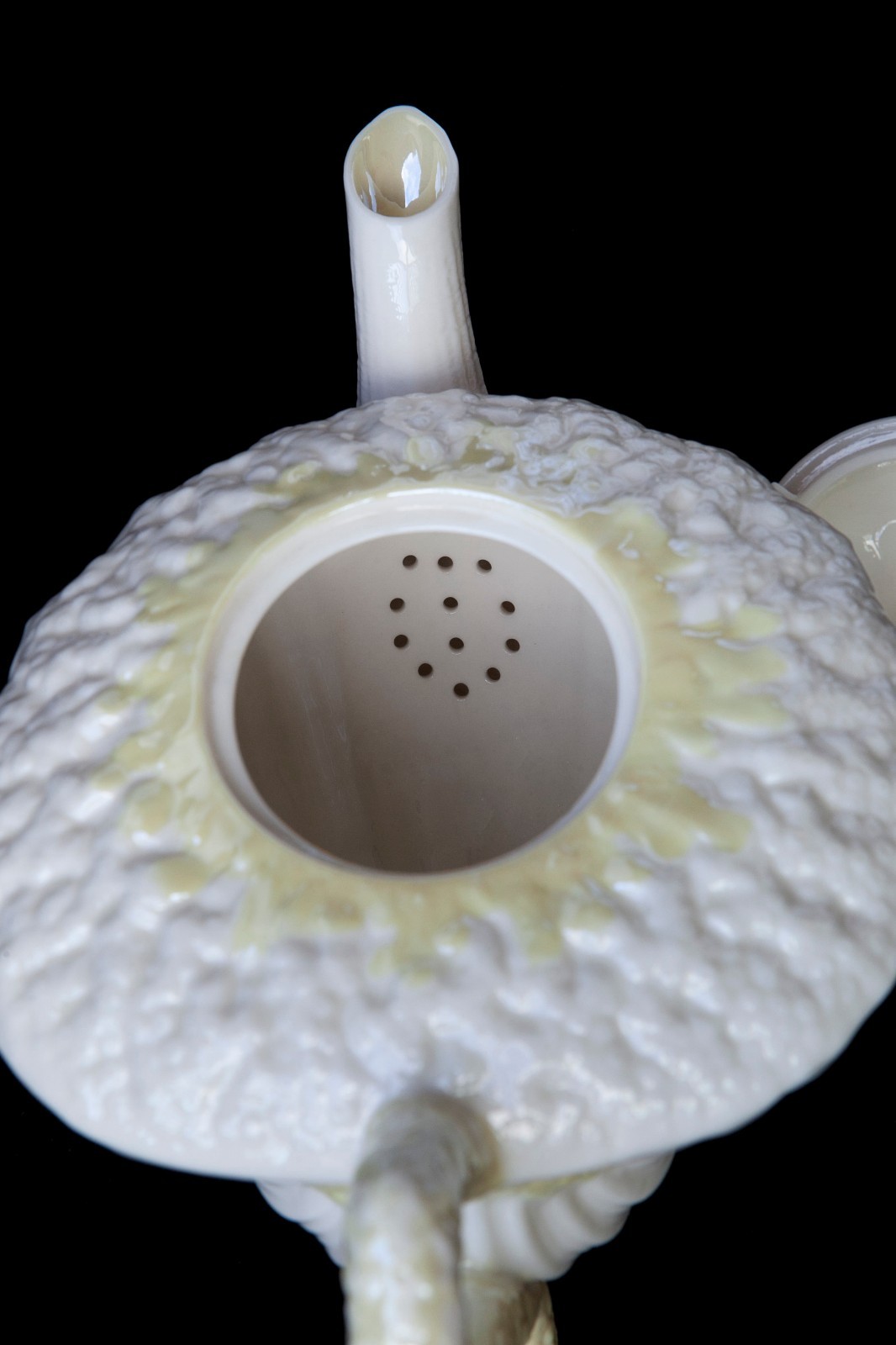Vintage Belleek Irish Seashell Neptune Porcelain White Teapot – Green Mark