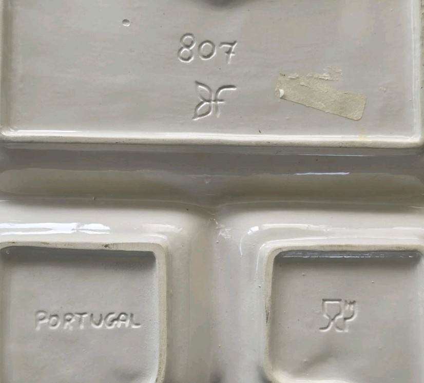 VTG Ceramic sectioned barbotine Serving Tray Made In Portugal Hand Painted Fruit