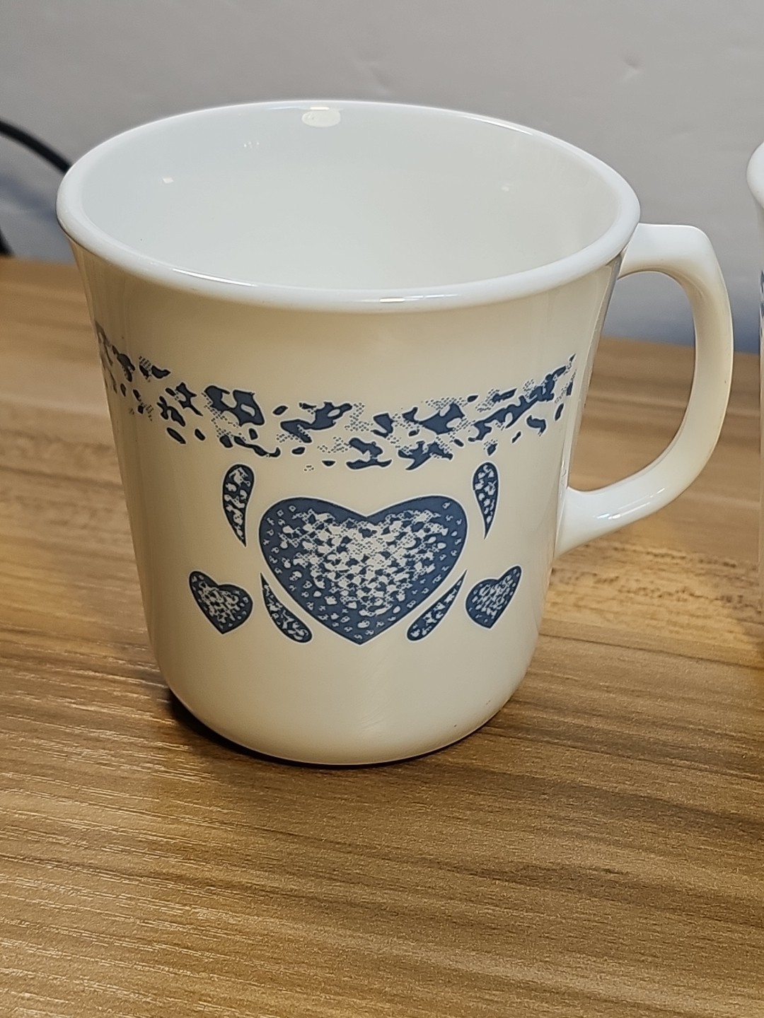 Corelle Corning Blue Hearts Coffee Mug / Cups USA Made set of 4