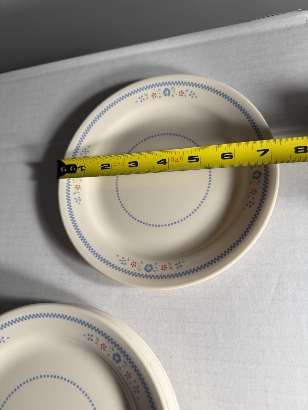 8 Vintage Corelle by Corning Granny Cottage Needlepoint 7.25″ Bread Plates