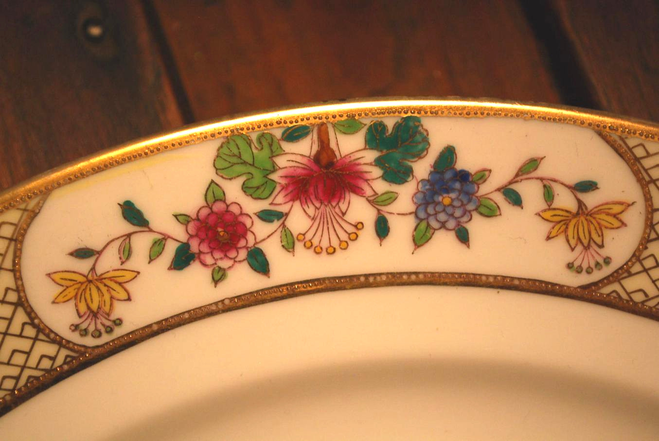 Vintage Noritake 12″ Plate Platter GOLD MORIAGE BEADING Hand Painted Nippon ‘M’
