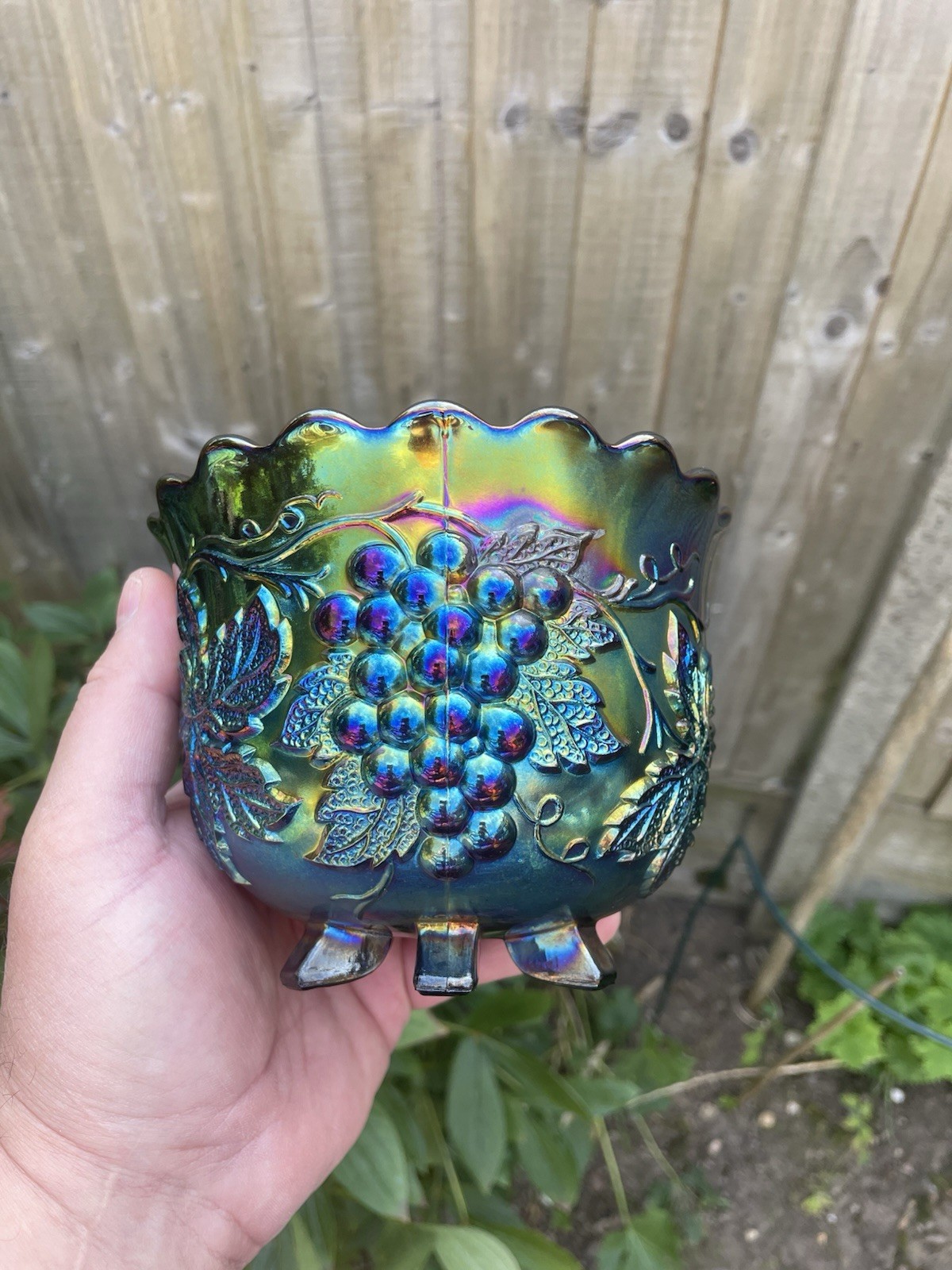 CARNIVAL GLASS ~ ELECTRIC DUGAN GRAPE DELIGHT FLARED NUT BOWL ~