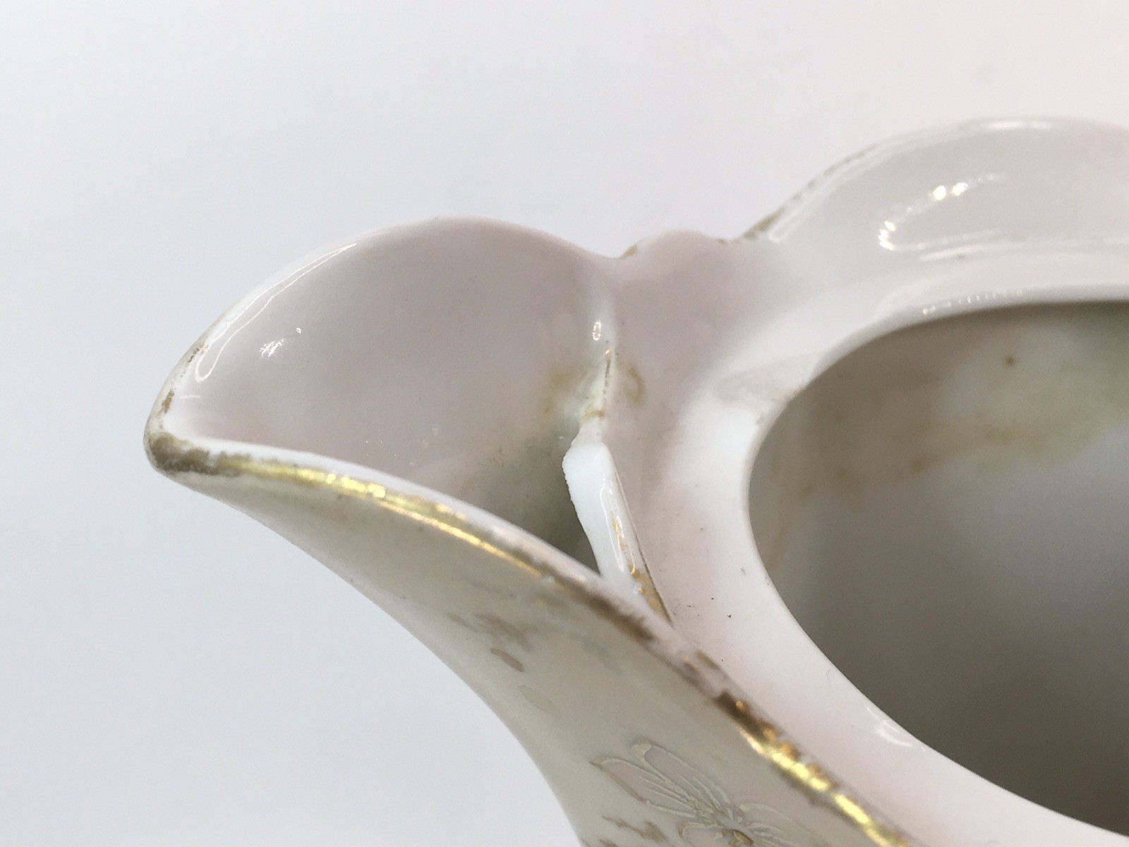 Antique RS Prussia Red Mark Chocolate Pot White Body W/ Pink Rose Gold Accent