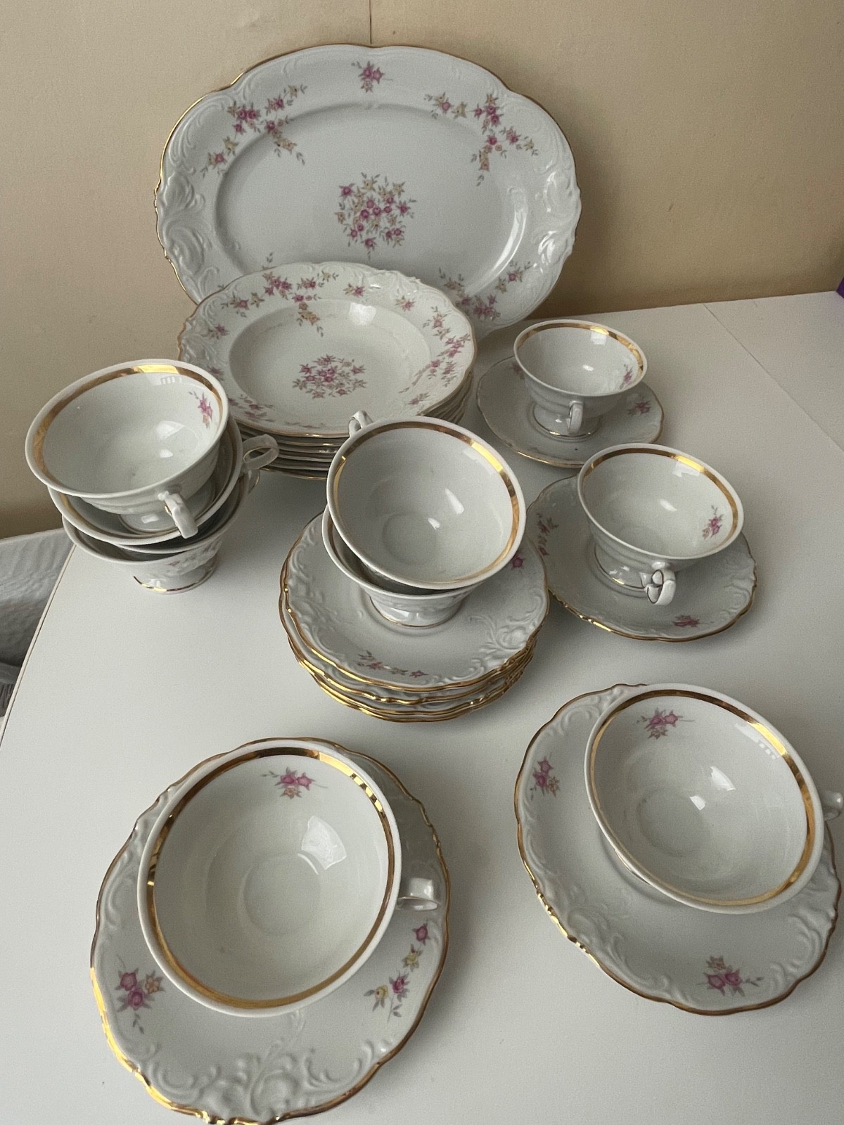 25 pieces of Rose Garland WALBRZYCH Polish China