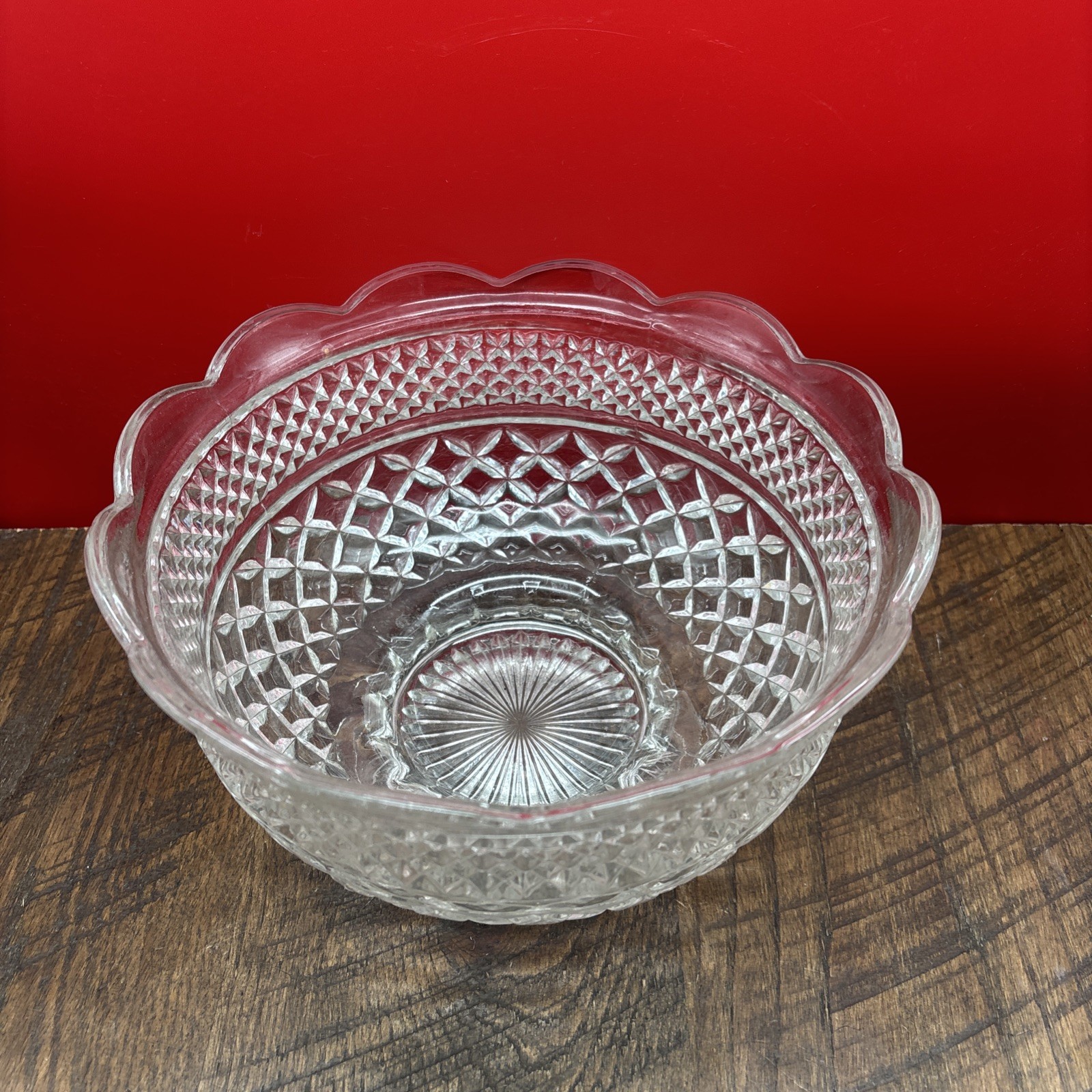 VTG Anchor Hocking Wexford Fruit Bowl Glass Centerpiece 1960-70’s 10”X6”