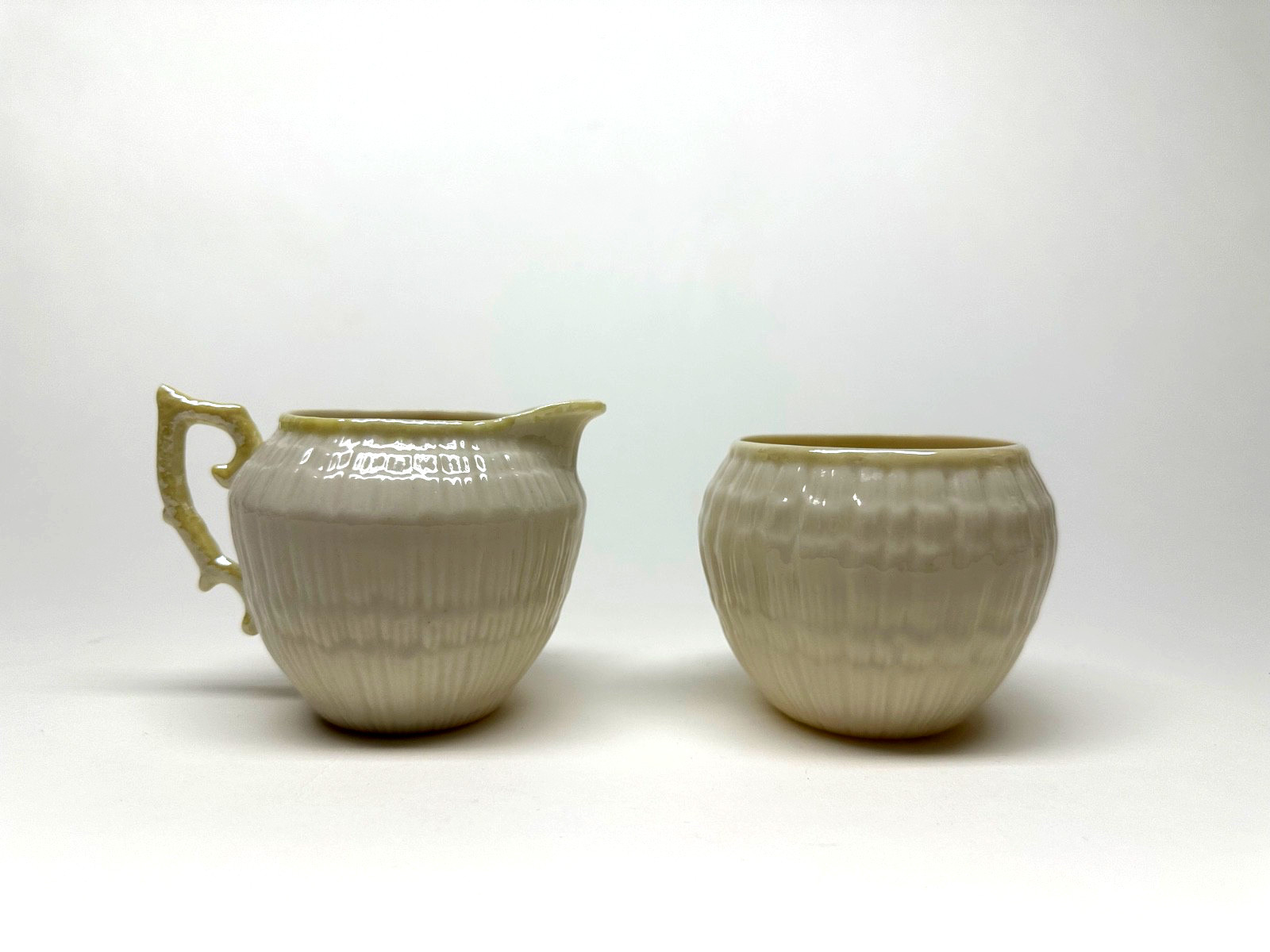 STUNNING VINTAGE BELLEEK LIMPET CREAMER & OPEN SUGAR BOWL – GREEN MARK New other