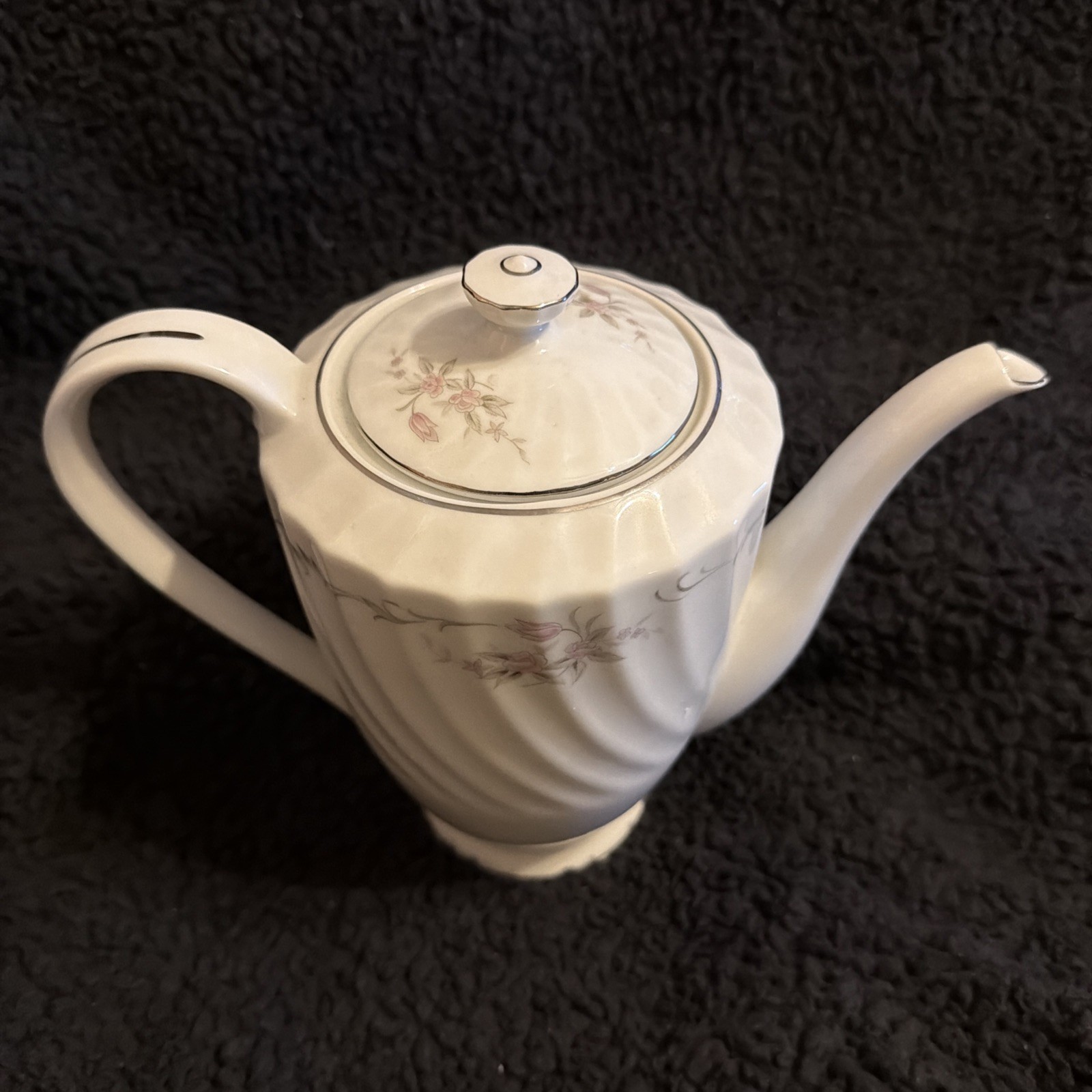 Gold Standard “GST1” 8 Inch Coffee Pot. CB1