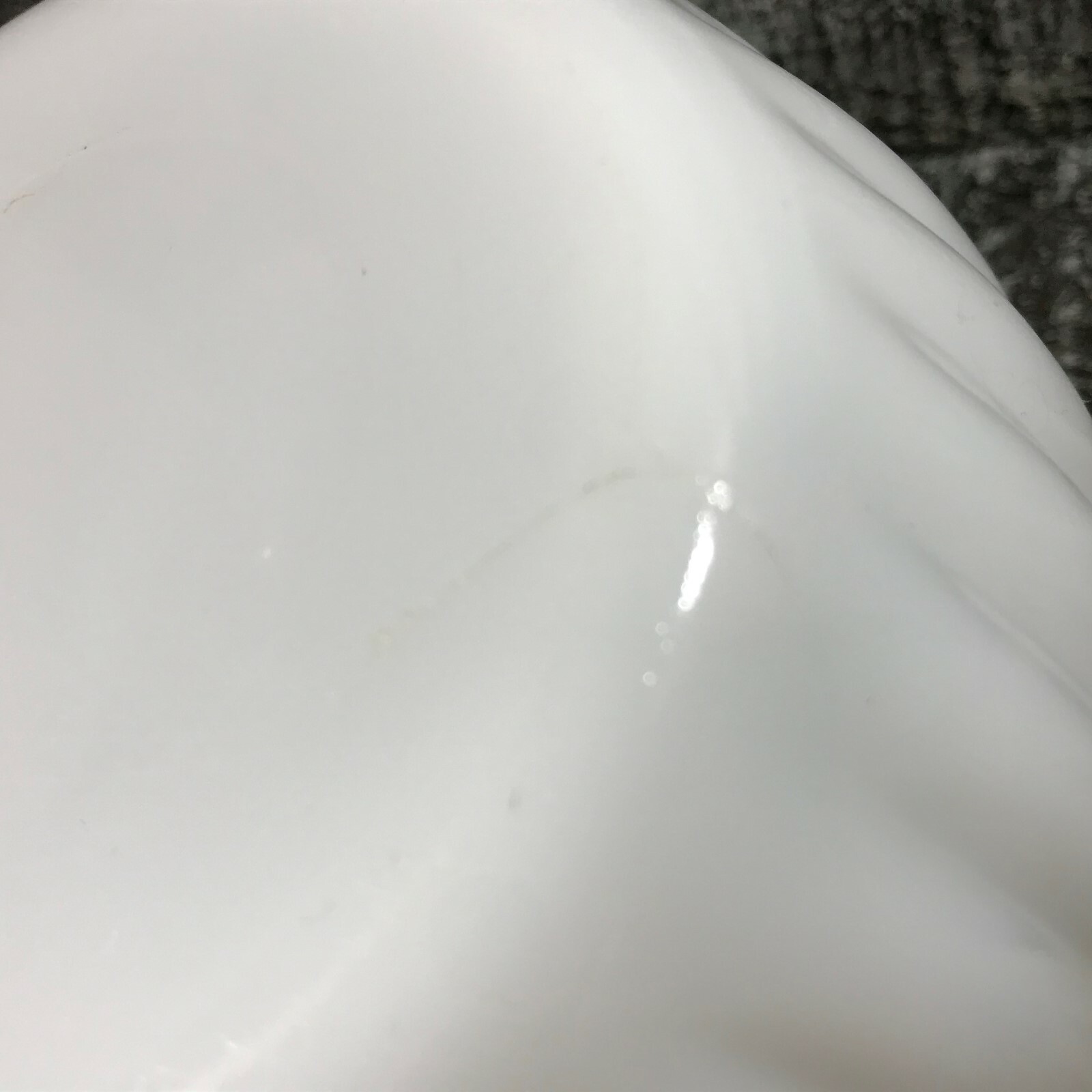 Vintage Milk Glass Vase Planter Scalloped Pinched Pleat Crimped Rim Ribbed Side
