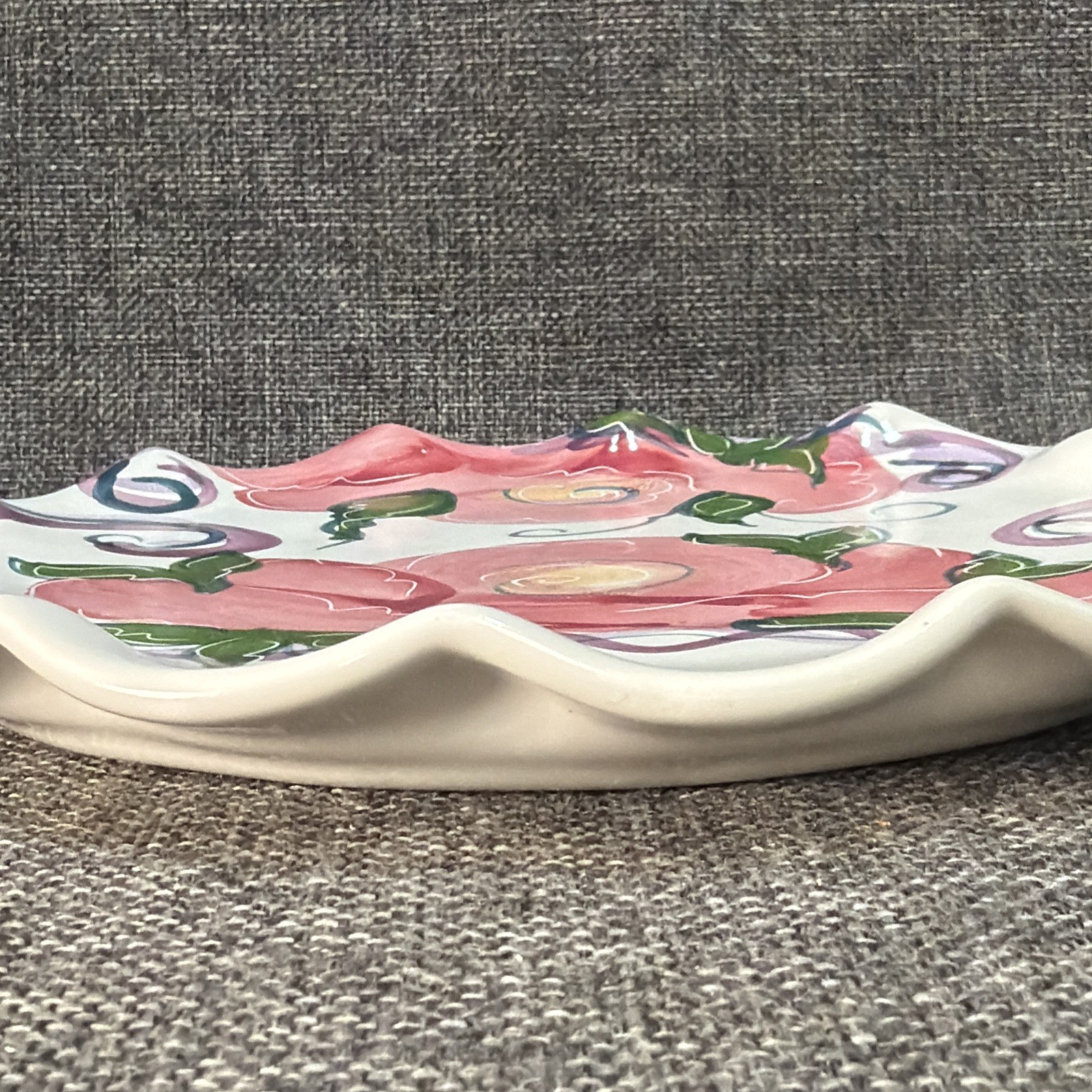 Jan Pugh Signed Triumph Treasure Pottery Plate Hand-Painted Floral Ruffled Edge
