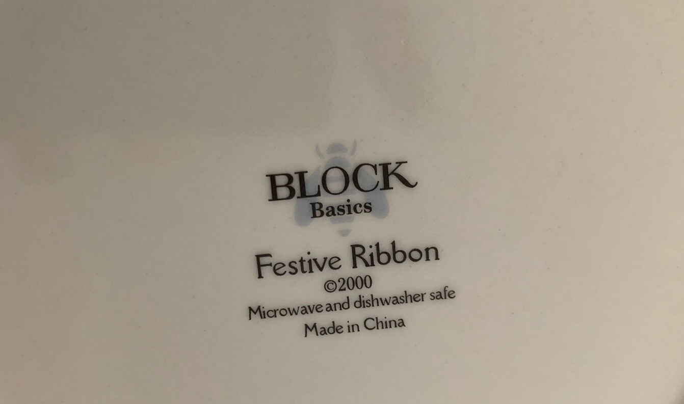 12 piece Block Basic Festive Ribbon Vintage (2000) Christmas Holiday Dishes