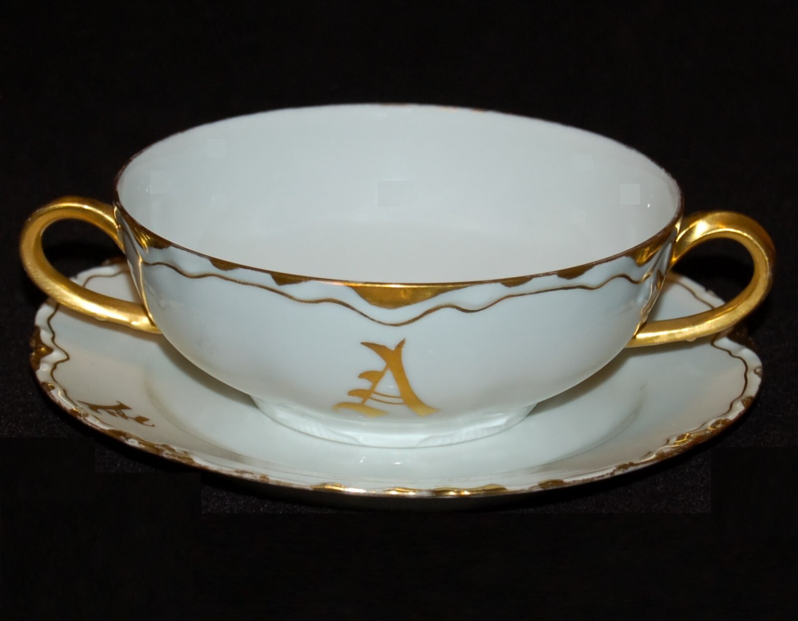 ANTIQUE Porcelain Soup Saucer LIMOGES Haviland Made in France 1905 Art Nouveau