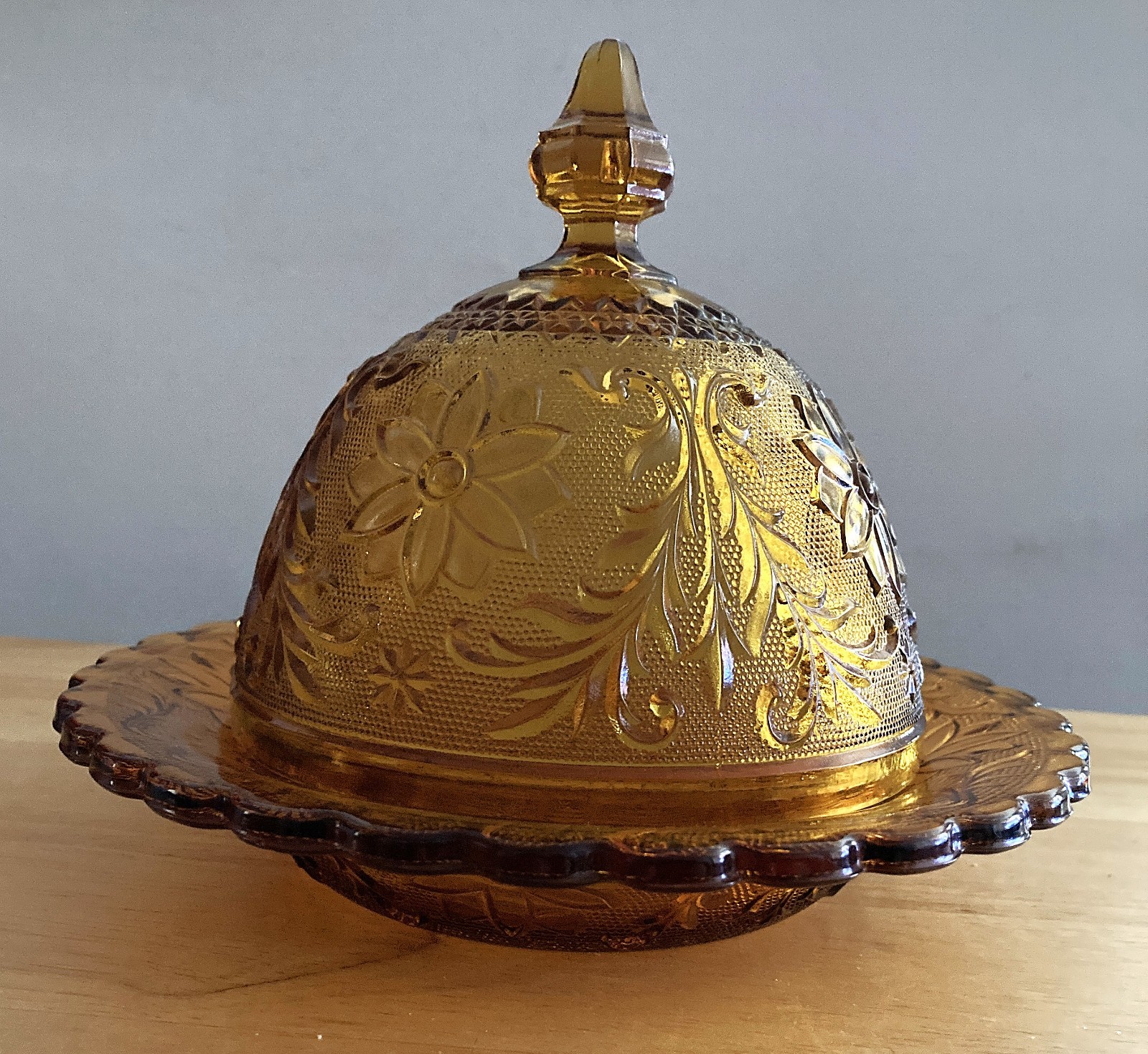 Vintage Indiana Tiara Depression Glass Covered Amber Butter Dish