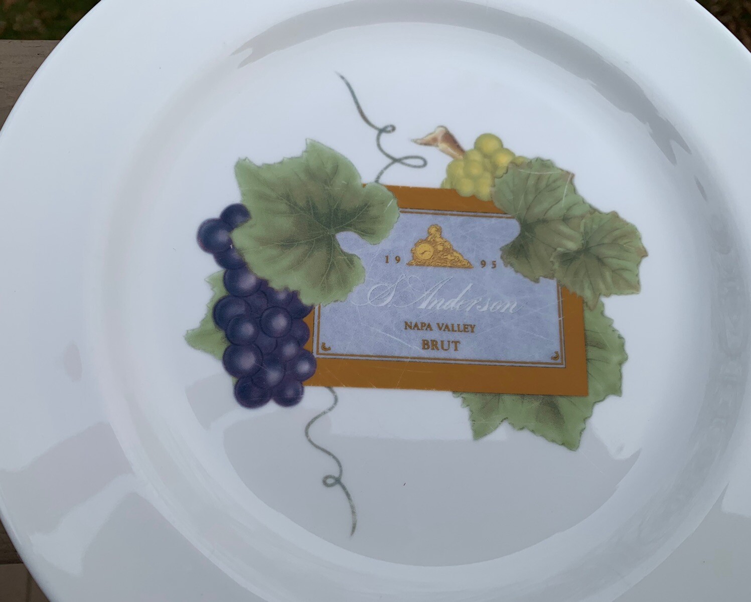 Wedgwood Vintage Collection Grand Gourmet 8 5/8”Salad Plate Bone China Vineyards