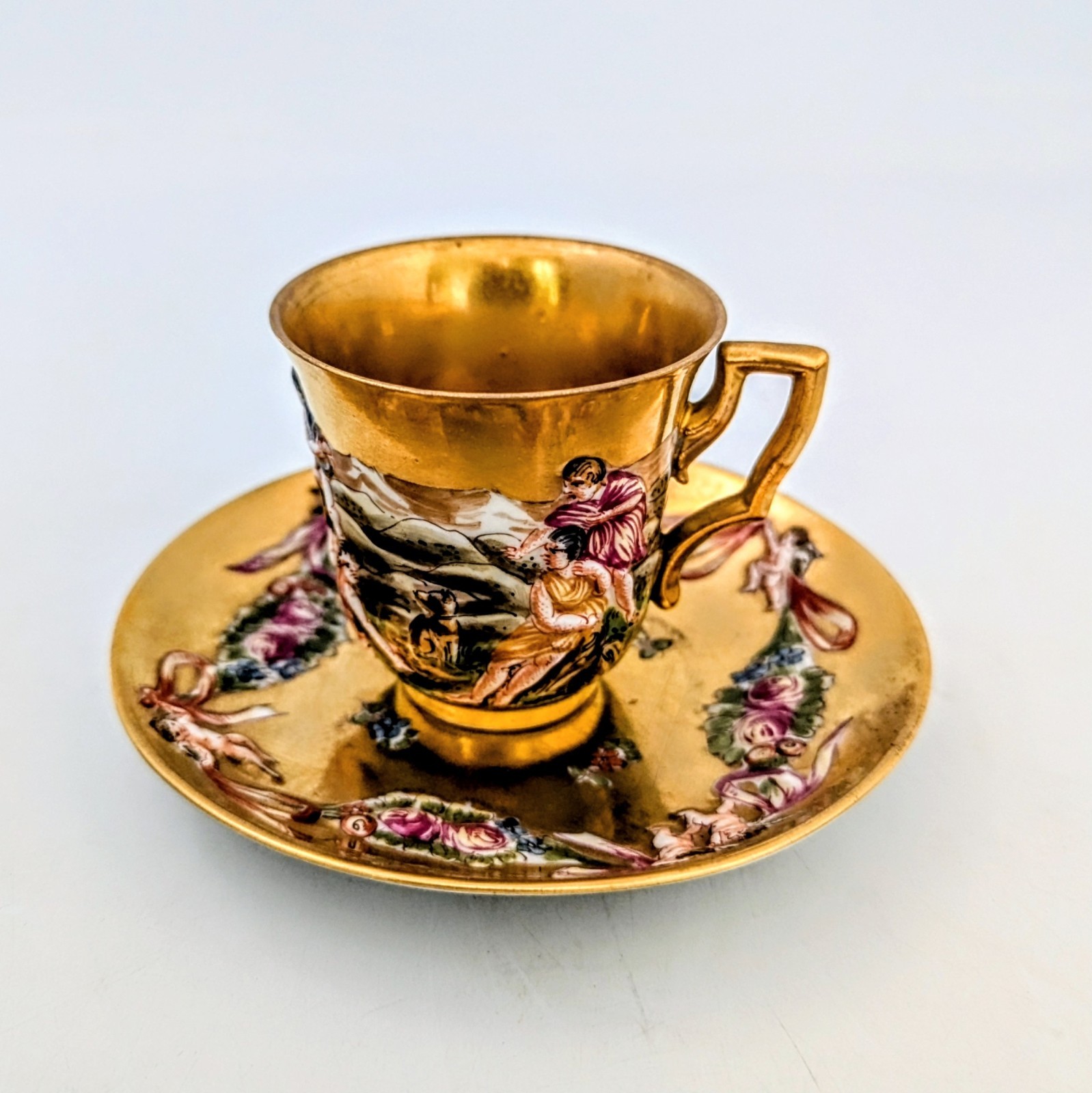 Antique 19th Century Gold Capodimonte Cherub Design Demitasse Cup Saucer N