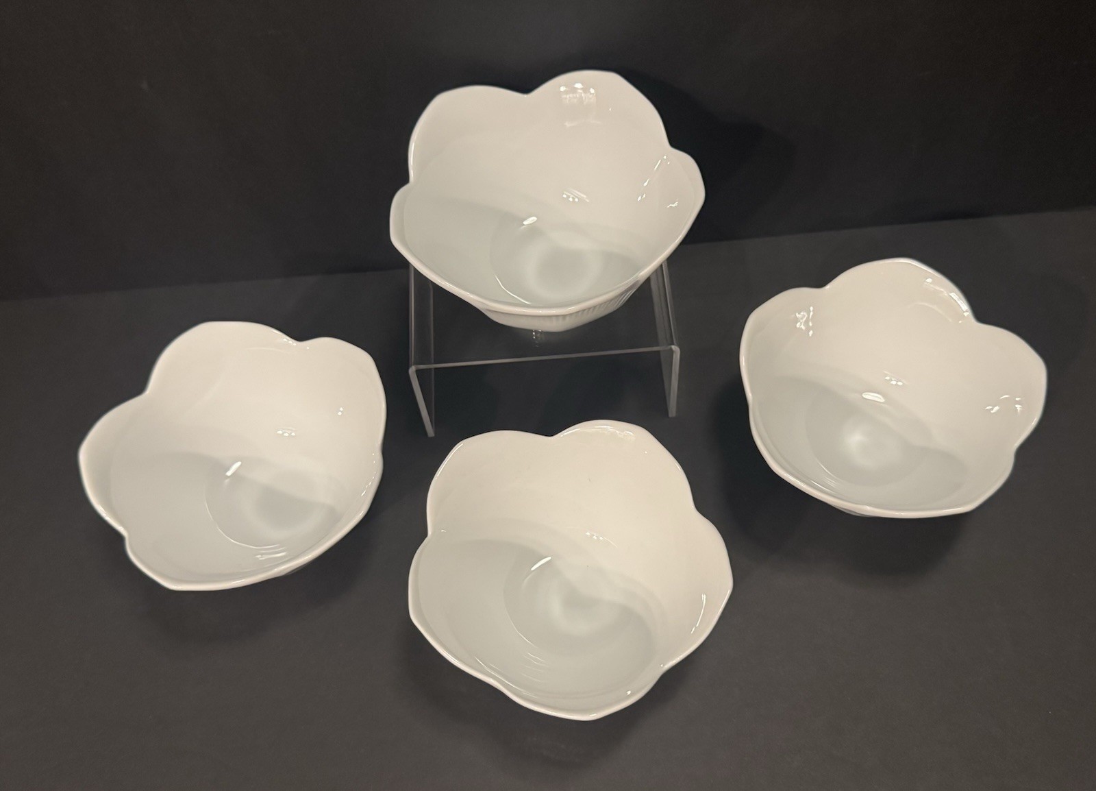 PIER 1 IMPORTS, WHITE LOTUS Porcelain Tulips All Purpose Rice Bowls Estate Find!
