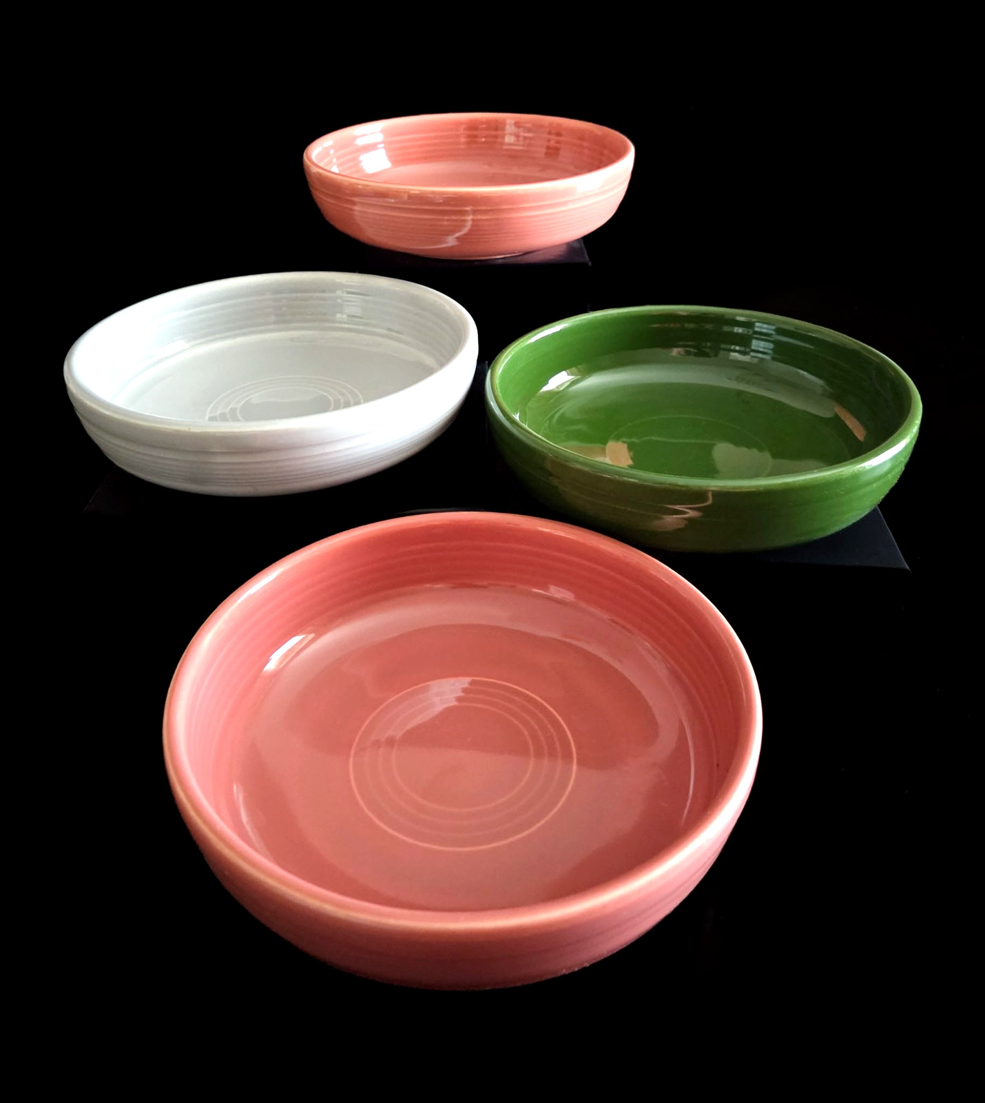 Fiesta Vintage Set of Four 6-inch Dessert Bowls in the Original 1950s Colors