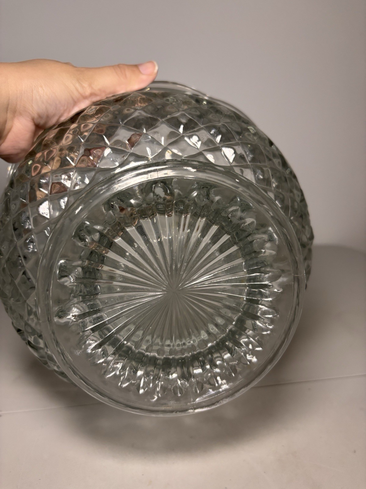 Vintage Anchor Hocking Wexford Glass Fruit Bowl Scalloped Edges 10″ Excellent