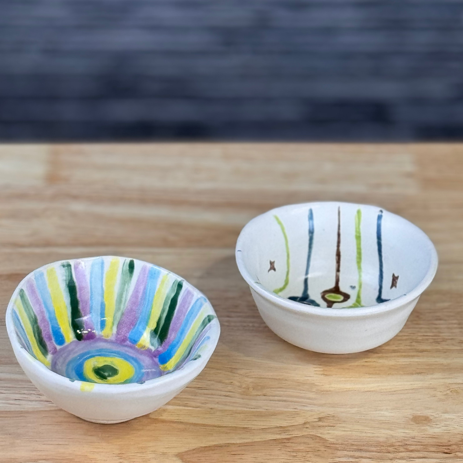 Set of 2 Hand-Painted White Ceramic Bowls Clay Glossy Glazed Rustic Tableware