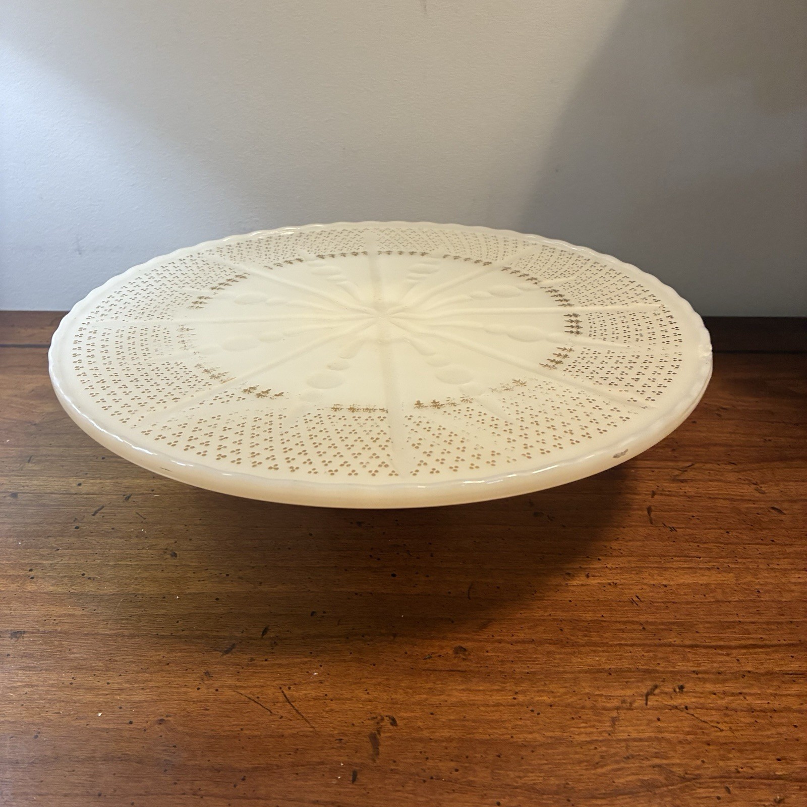 Vintage Anchor Hocking Ivory White Glass Pedestal Cake Plate Stand W Gold Accent