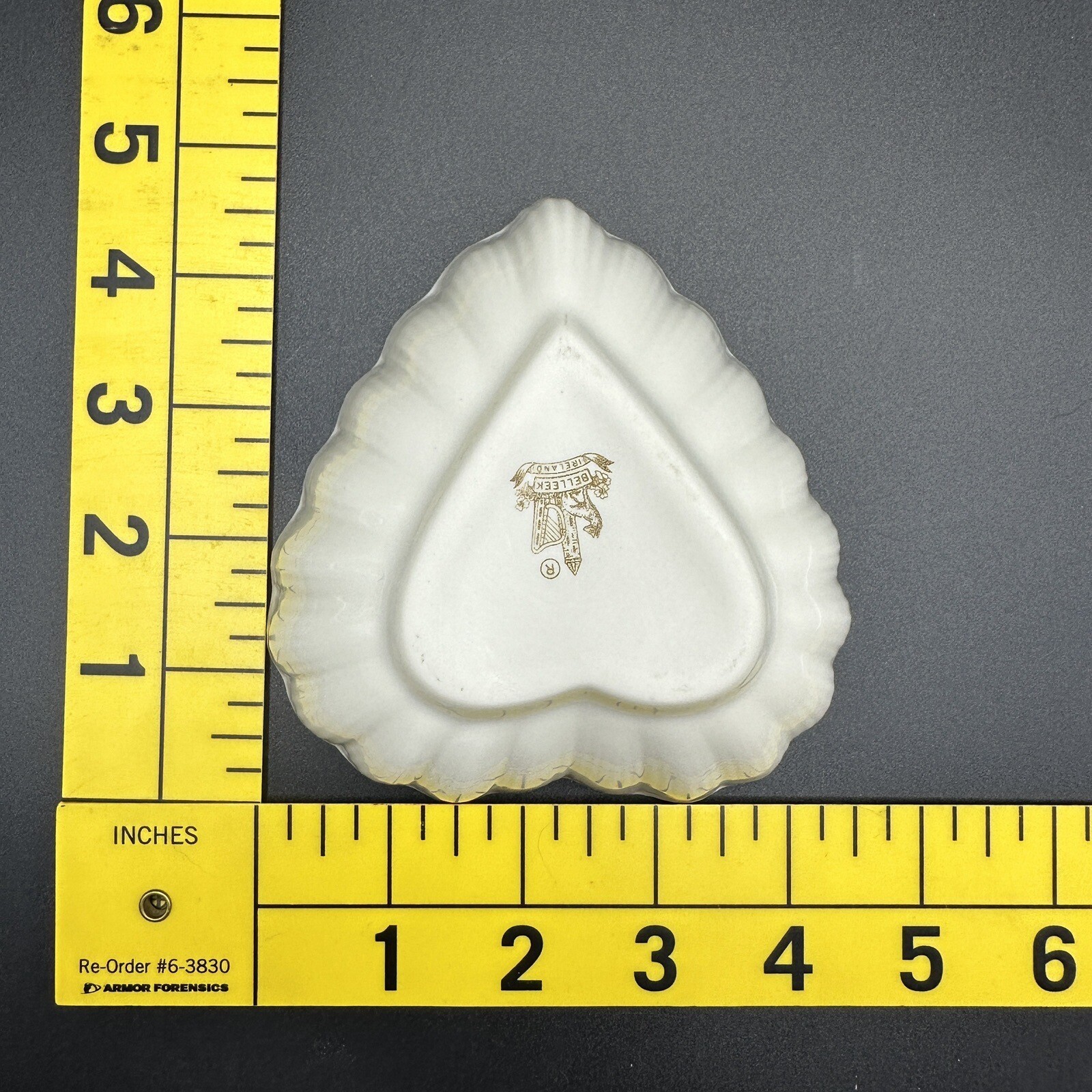 Vtg Heart Beleek Ivory Fine Bone China Porcelain Trinket Dish 7th mark 1980-1993