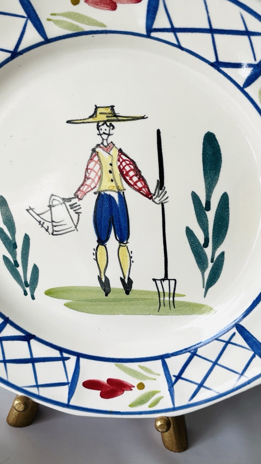 Bruce Stebner Stoneware Dinner Plates Stoneware 1996 Set of 3 Farmers Garden Bee