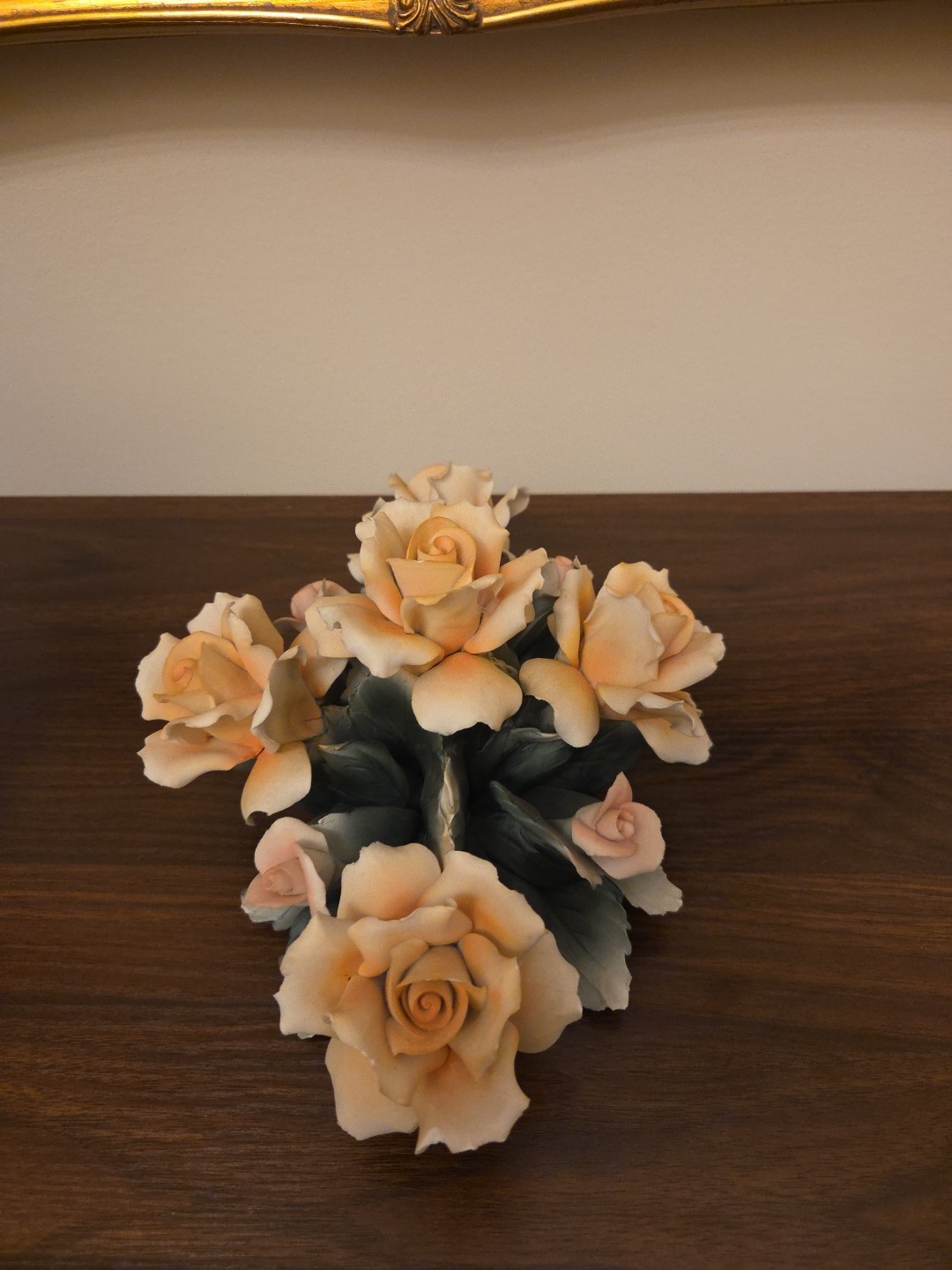 VINTAGE HAND PAINTED CAPODIMONTE ROSE FLORAL CENTERPIECE