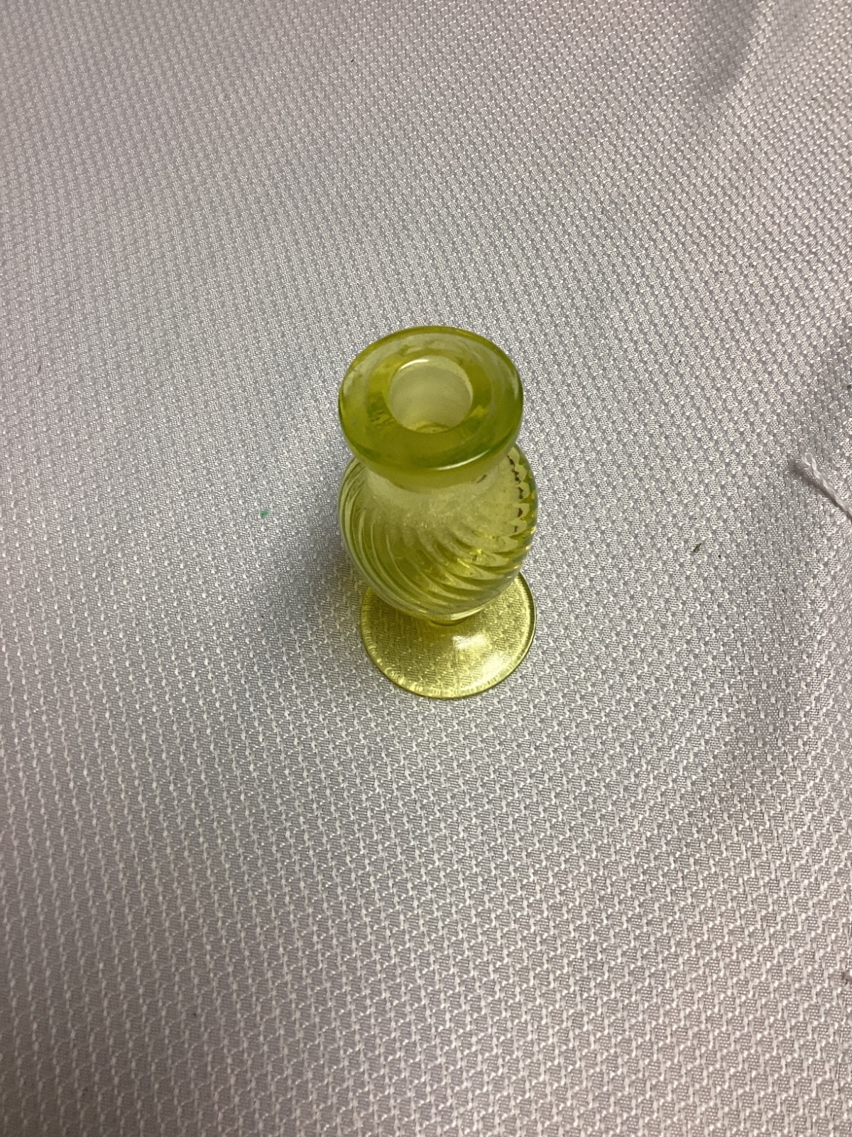 antique yellow vaseline glass perfumebottle with green swirls no stopper
