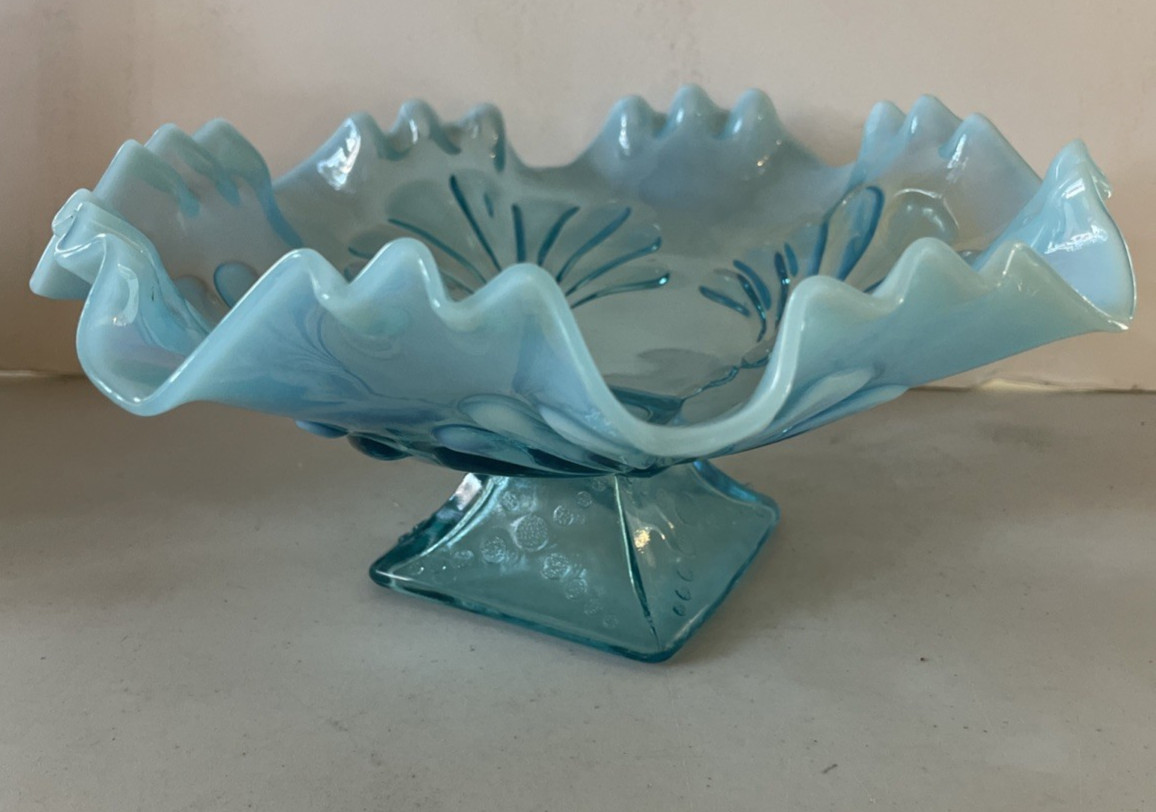 Antique JEFFERSON GLASS Shell & Dot Blue Opalescent Glass Footed Bowl c. 1905