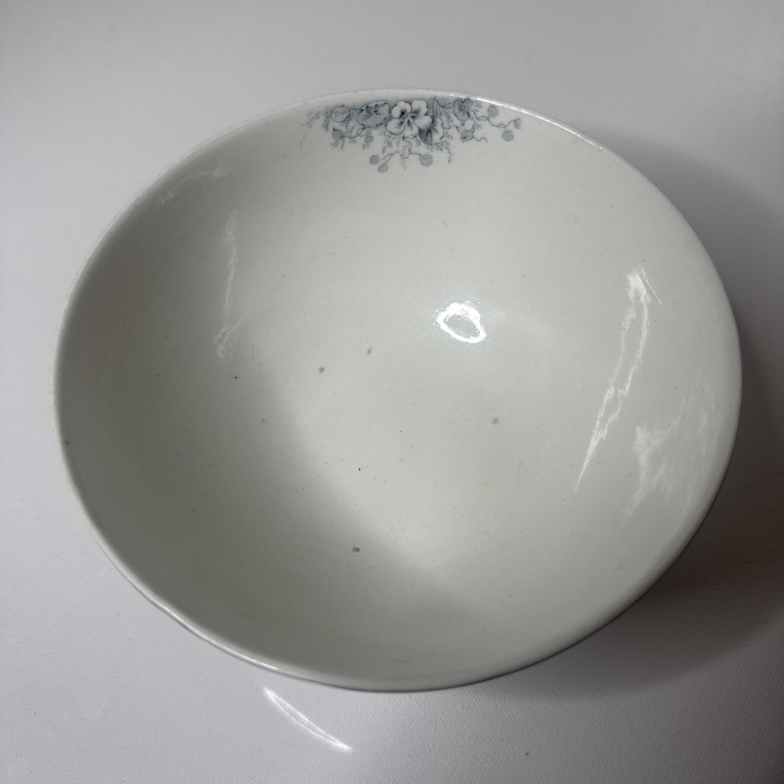 RARE Antique 1893 British Transferware Bowl – “LUCANIA” Pattern (Rd No 211725)