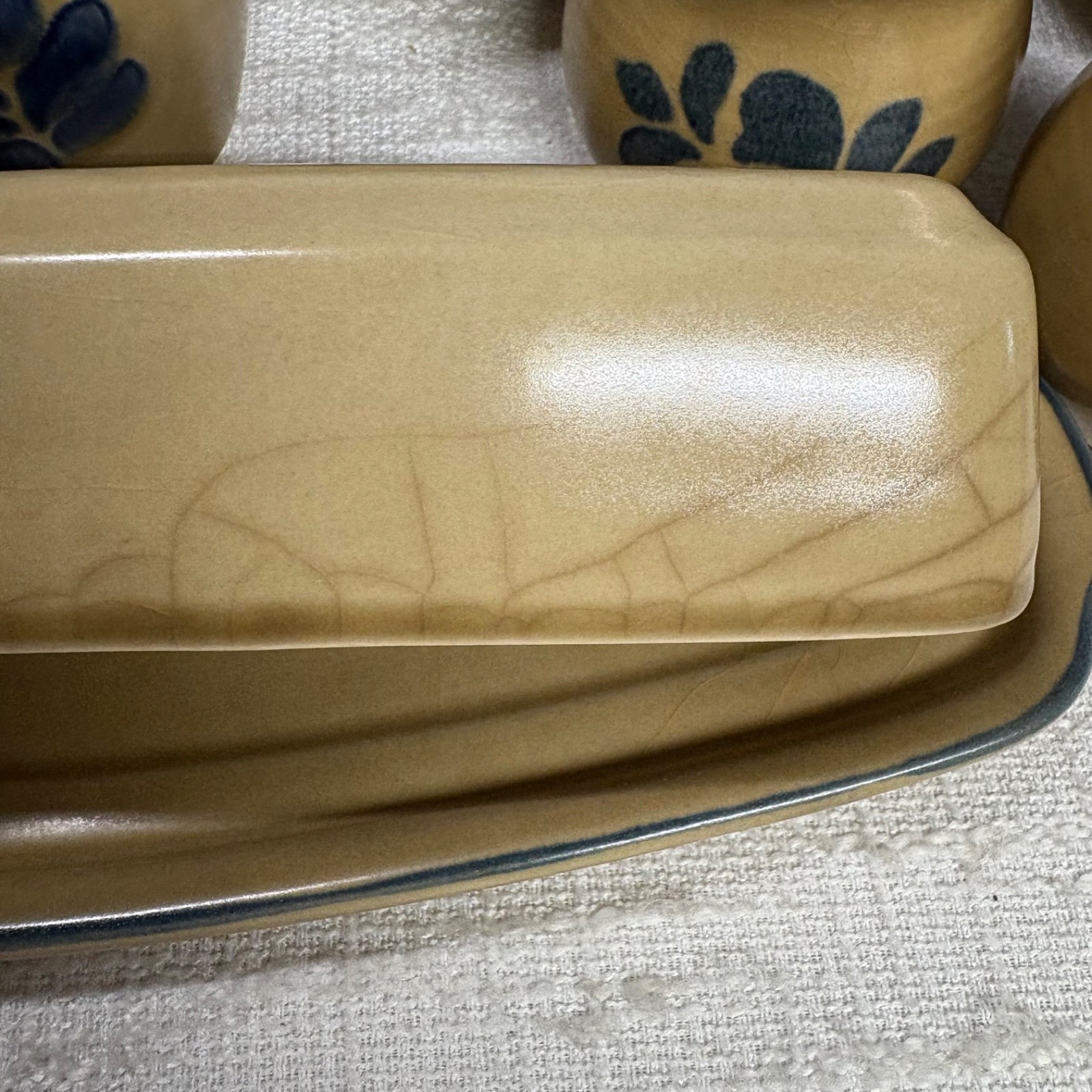 VTG Pfaltzgraff Folk Art Dinnerware Plates Dishes Mugs cream sugar butter CHOOSE