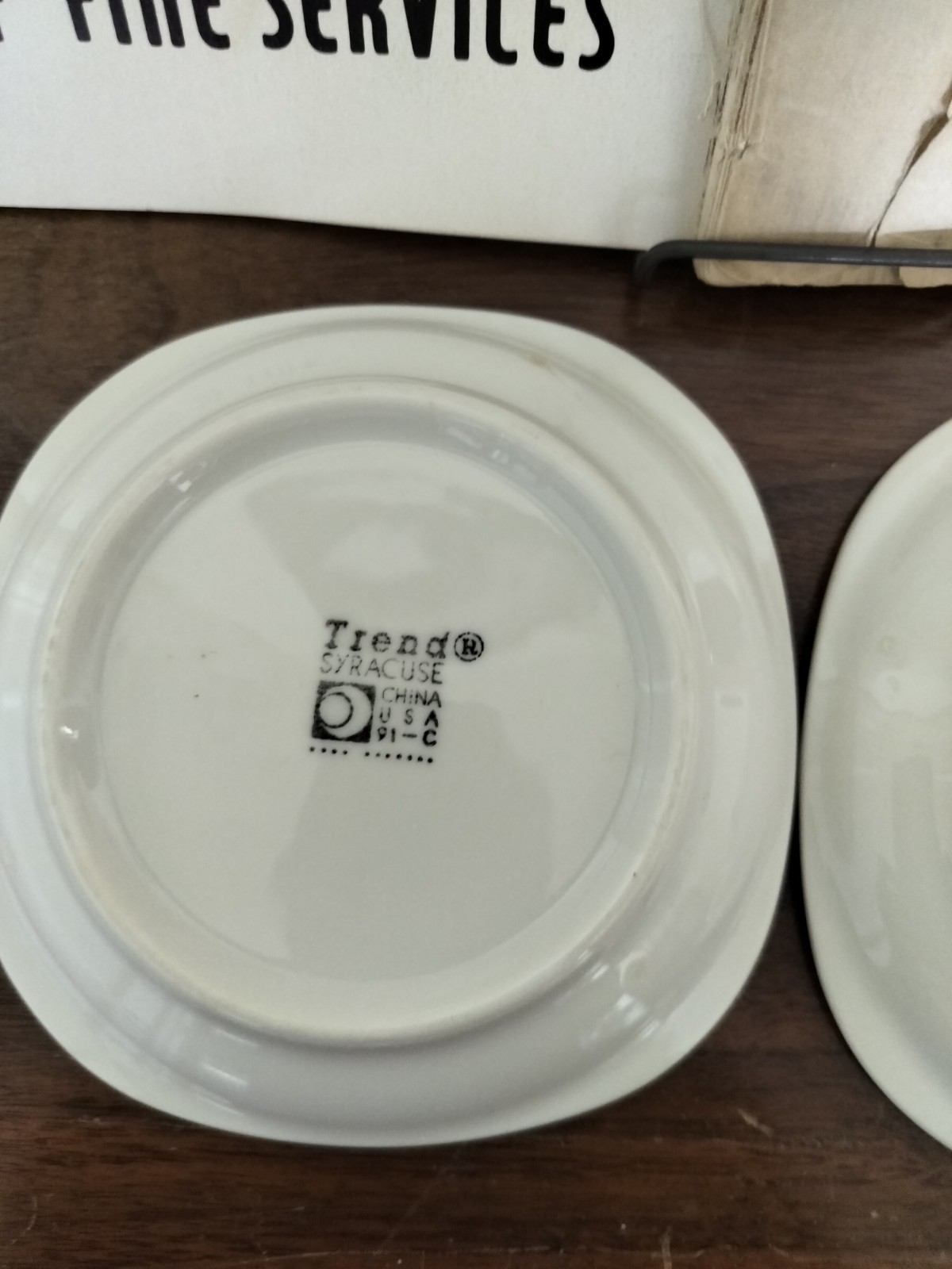 Syracuse China Trend Berkeley Pattern/Bread And Butter Plate 5 1/8 In (Lot of 2)