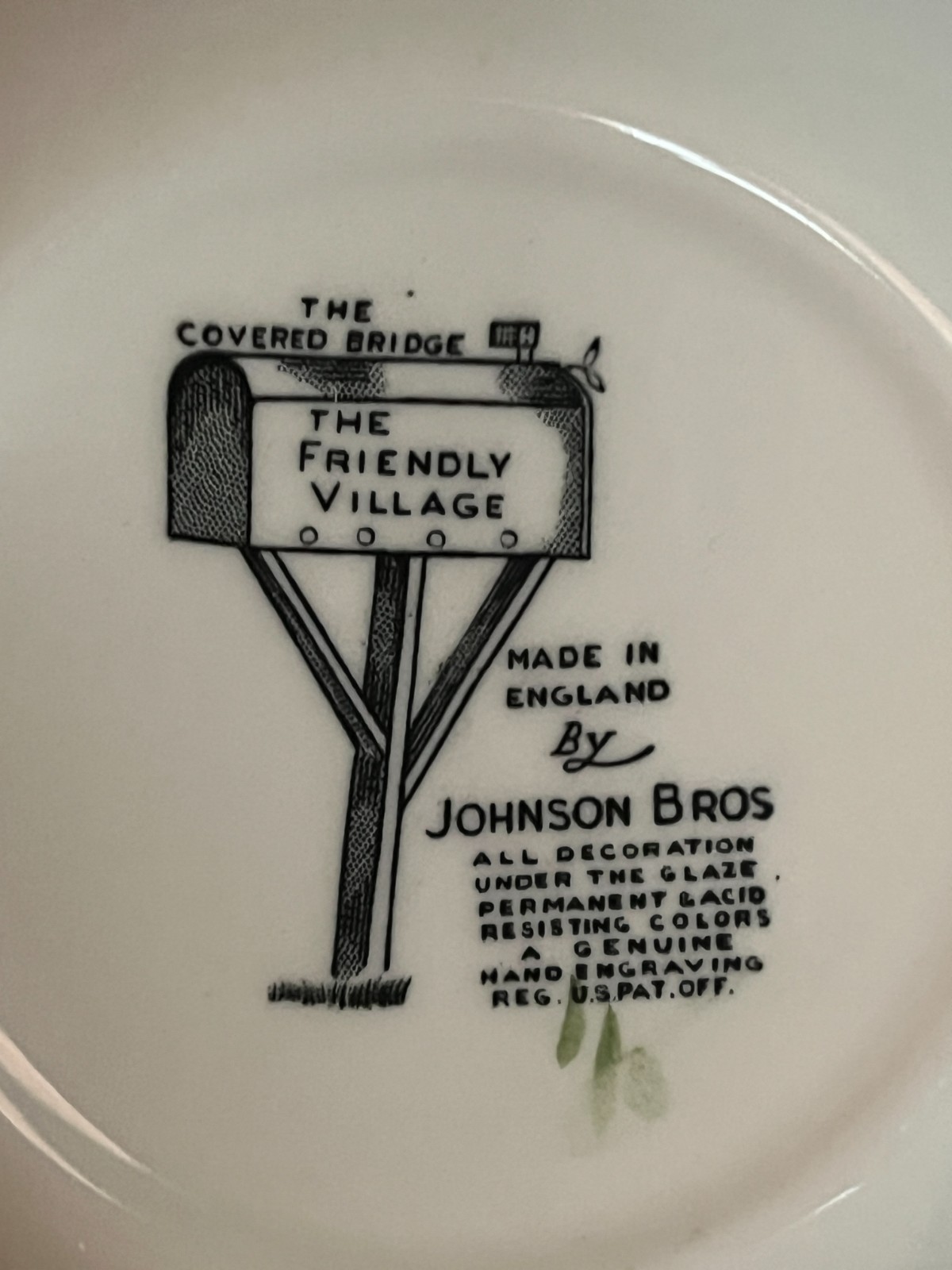Vtg Johnson Brothers Friendly Village 8 cereal/soup bowls Covered Bridge