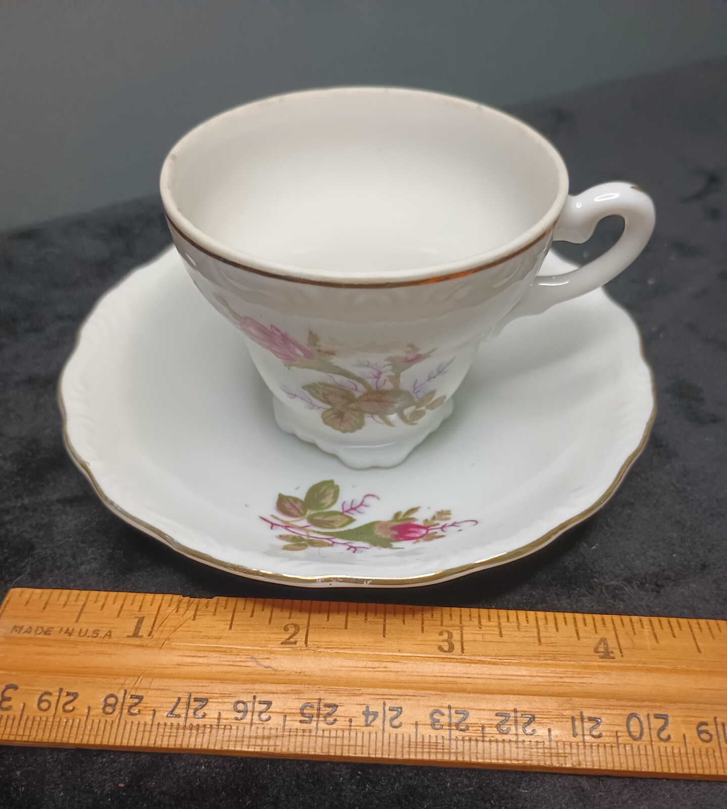 Small China Tea cup and saucer, Creamer, and Sugar bowl with lid / Japan
