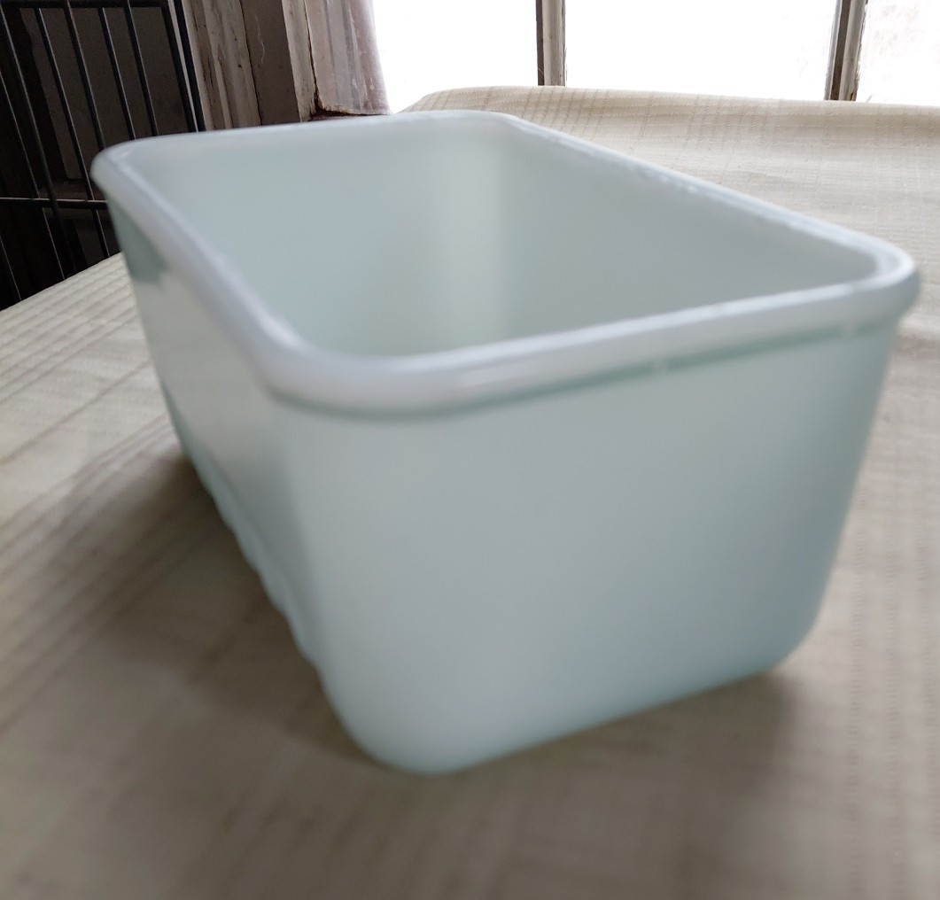 vintage turquoise glasbake refrigerator dish 6”