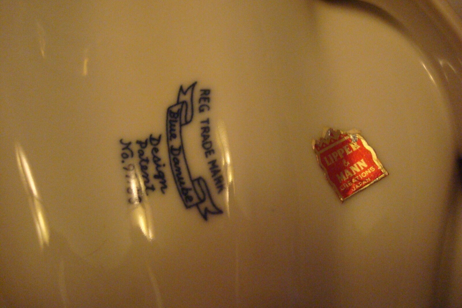 Lipper and Mann Blue Danube shell candy dish Still With Label [80J]