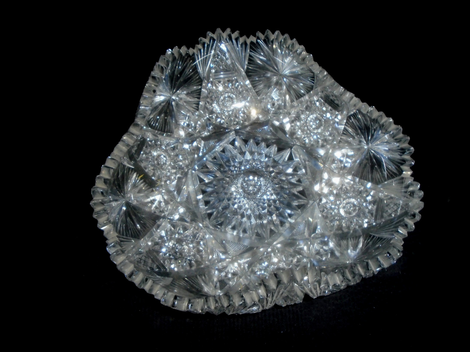 Antique American Brilliant Period ABP Deep Cut Crystal Bowl Sawtooth Rim 10″