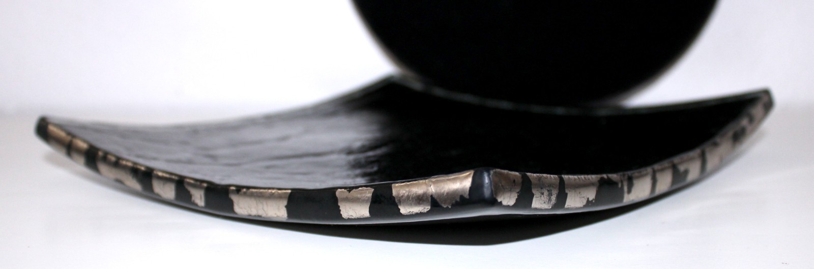Annie Glass Black Plate Square Platinum Edge 4 1/2 pounds 10 inch Signed 1989