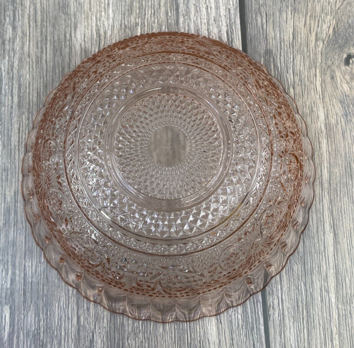 Trellis Pink Fleur De Lis Pattern Glass Bowl by KIG Indonesia 6.75 in diameter