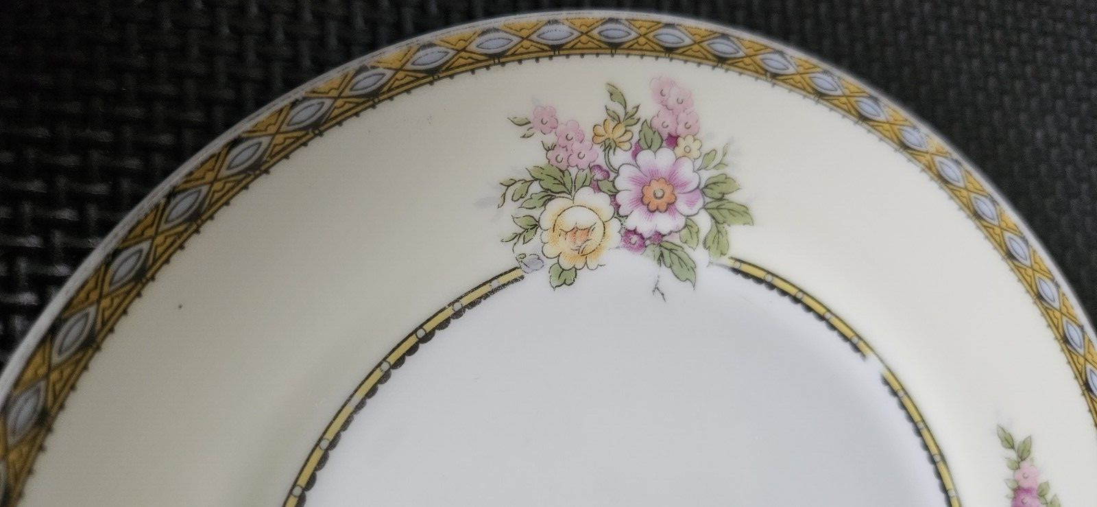 4 VTG Noritake Juanita Plate Bowl Set W/ RARE “Pre-Patent Soup Bowl (no flowers)