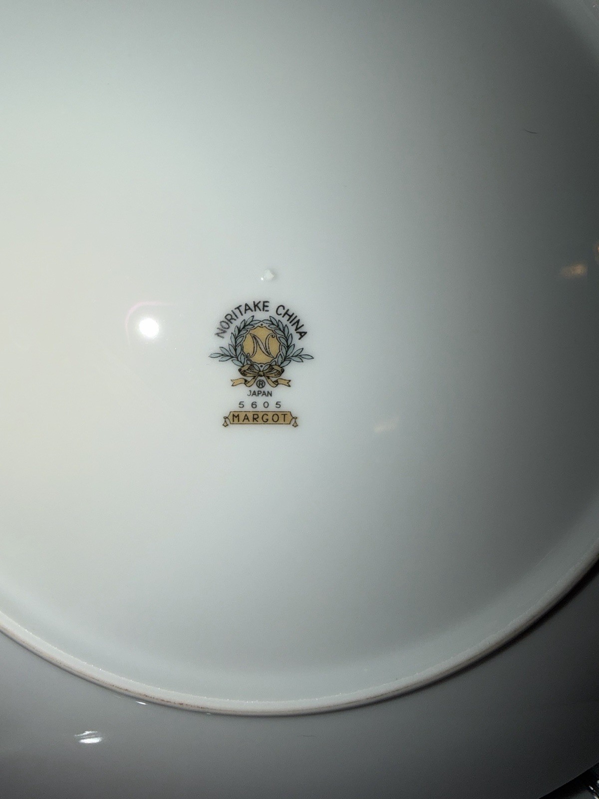 Noritake -Margot-Fine China-Set of 8-Bread & Butter Plates-6 3/8 inches