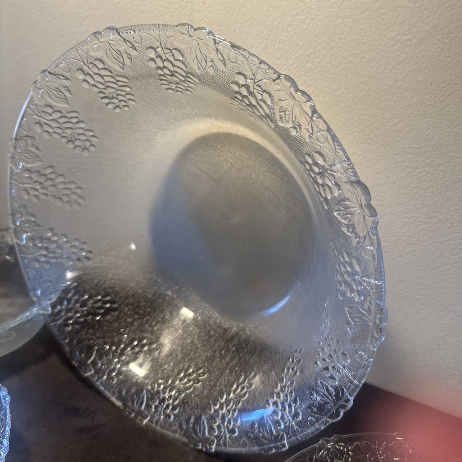 Vintage 1980’s KIG Embossed Grape Vine Glass Salad Bowl Set W/ 4 Serving Bowls