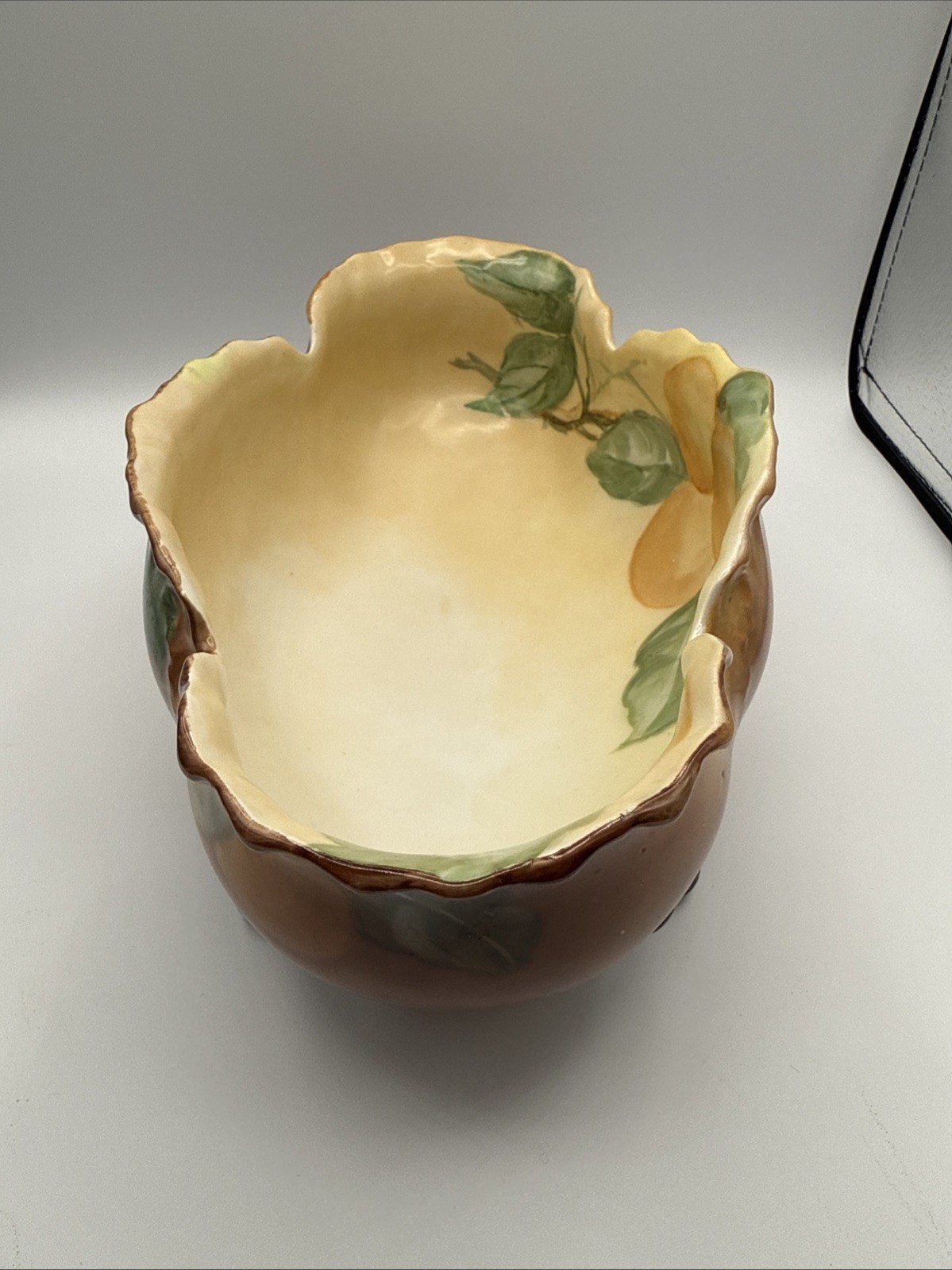 VTG Majolica painted ceramic footed centerpiece bowl with vibrant fruit and Leaf
