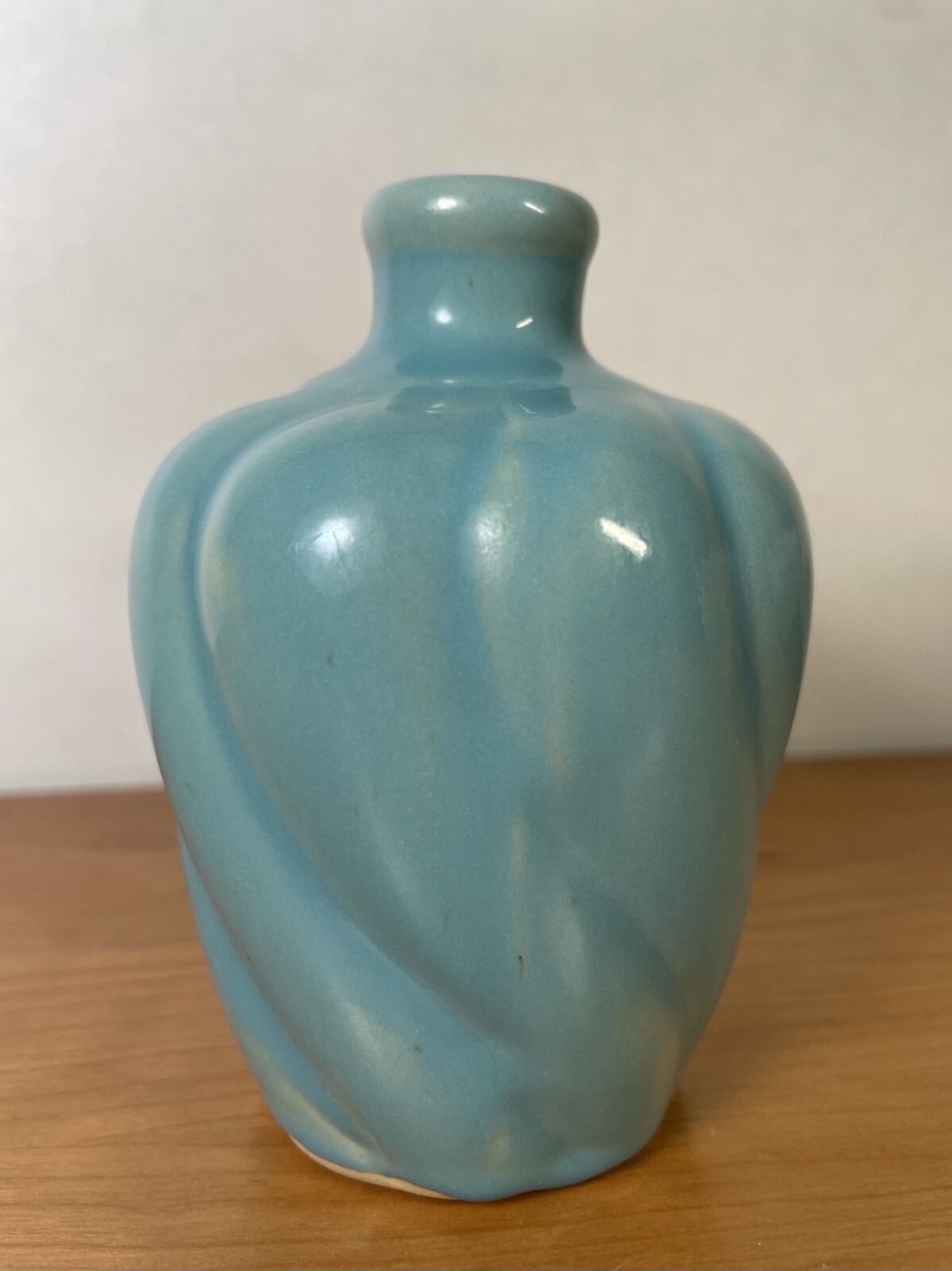 Jean Castle Capistrano Turquoise Swirl California Pottery Jug 4″ Hollydale?