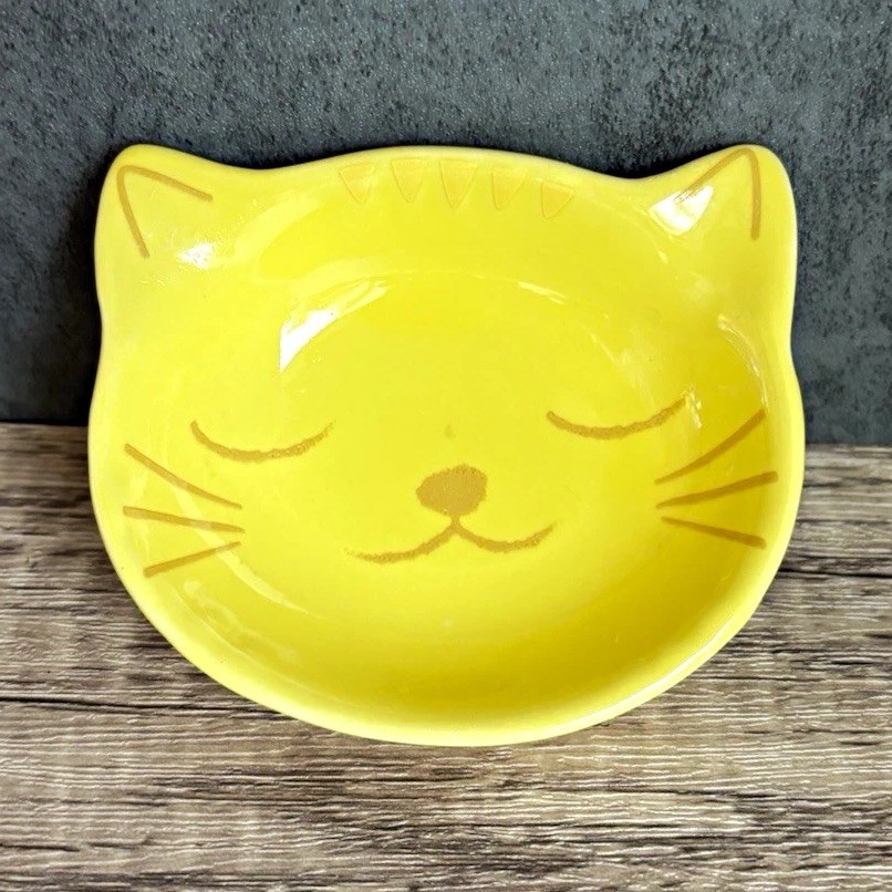 Danica Jubilee Yellow Cat Face Ceramic Trinket Dish Glossy 3.5in
