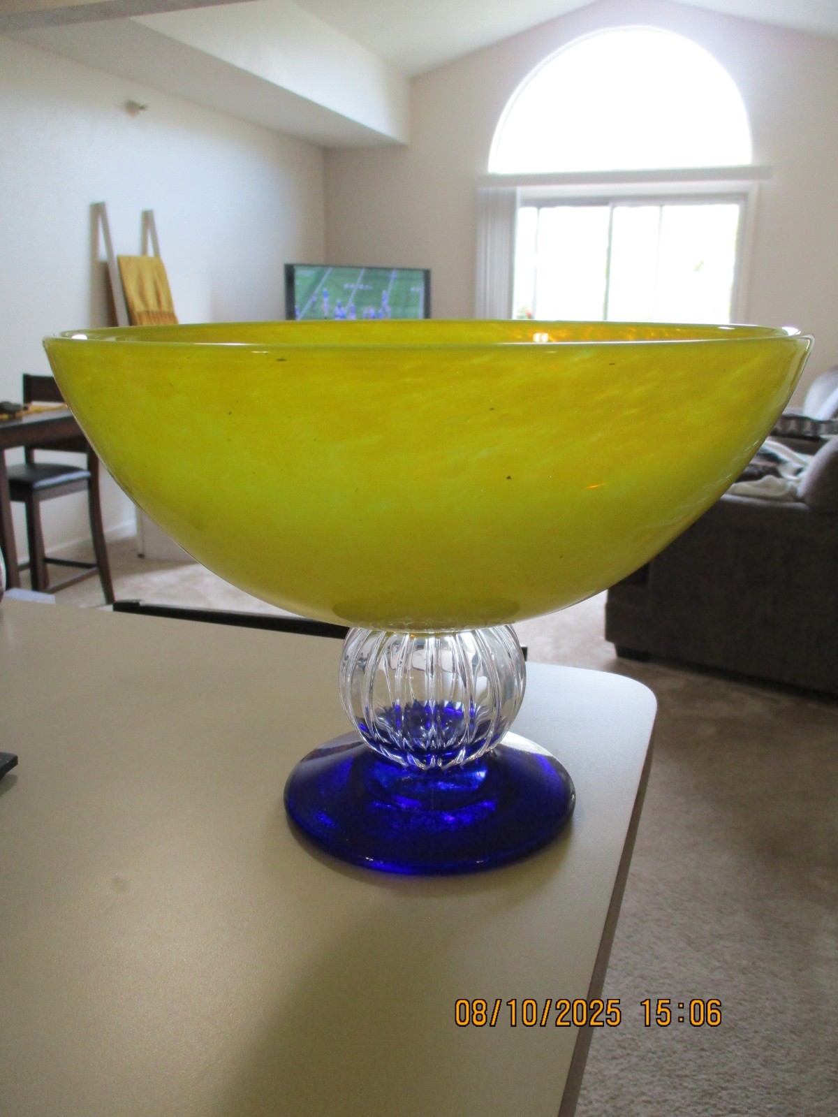 Gunnel Sahlin Kosta Boda Art Glass Bowl Fruit Footed Stemmed