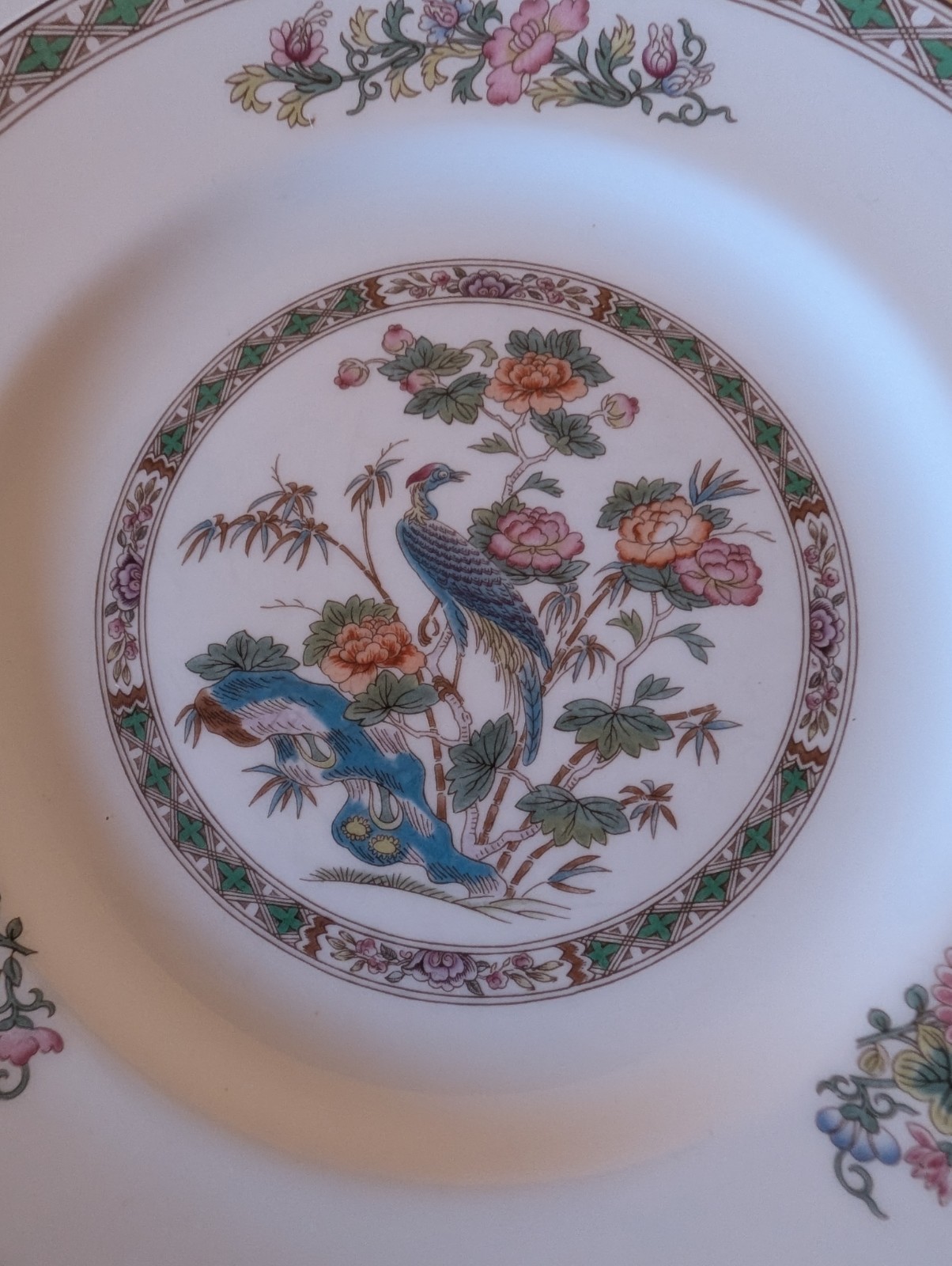 Wedgwood Kutani Crane Salad Plate Bone China England 8″ R4464