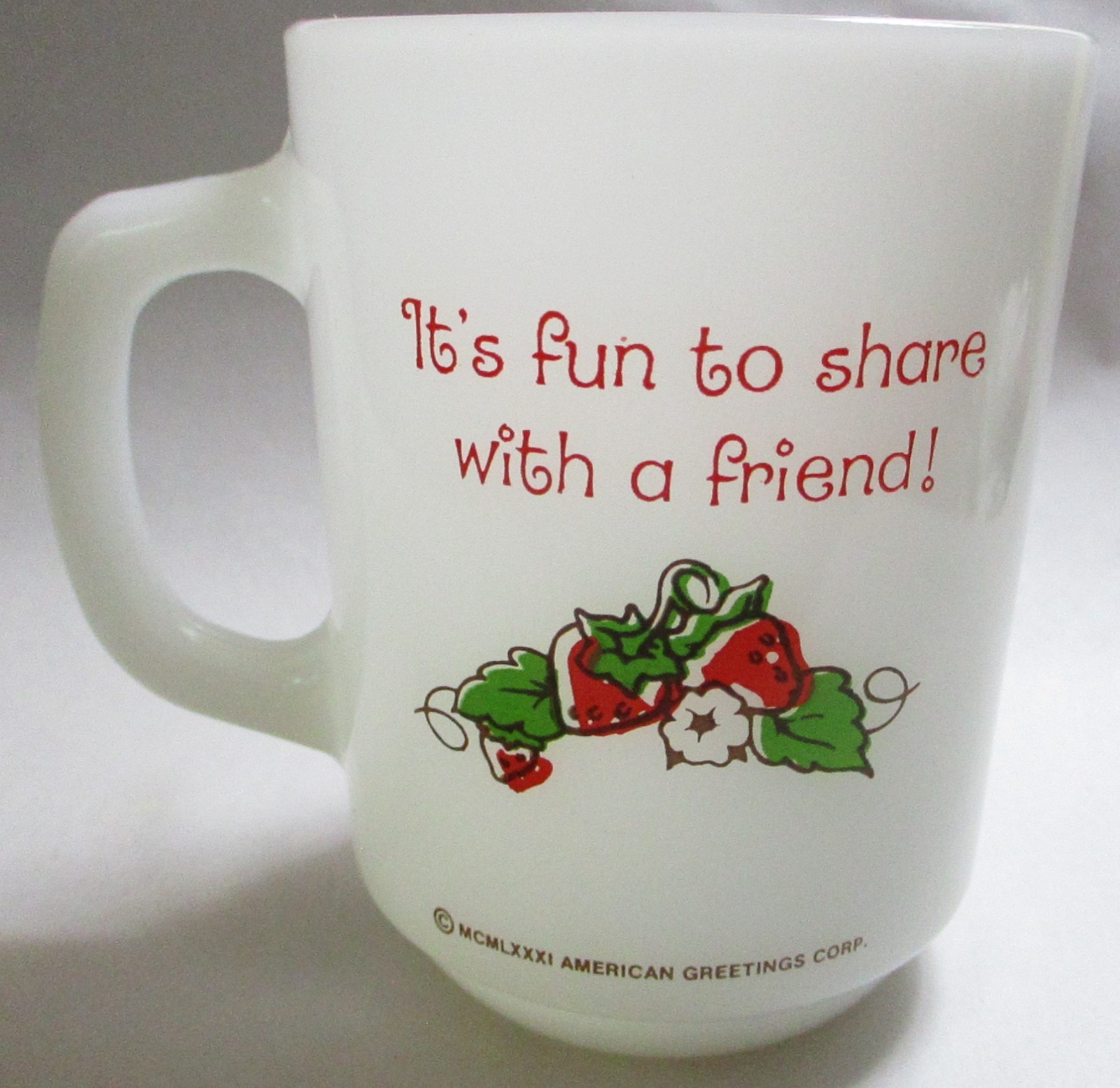 RARE 1981 CUSTARD & PUPCAKE STRAWBERRY SHORTCAKE ANCHOR HOCKING MUG CUP, MINT